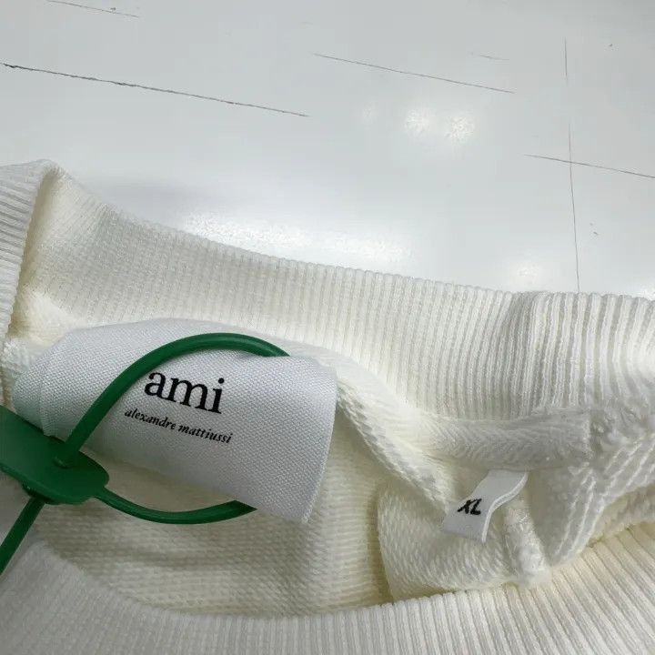 AMI AMIPARIS Vintage Embroidered Crew Neck Sweatshirt -2507 Size US XL / EU 56 / 4 - 2 Thumbnail