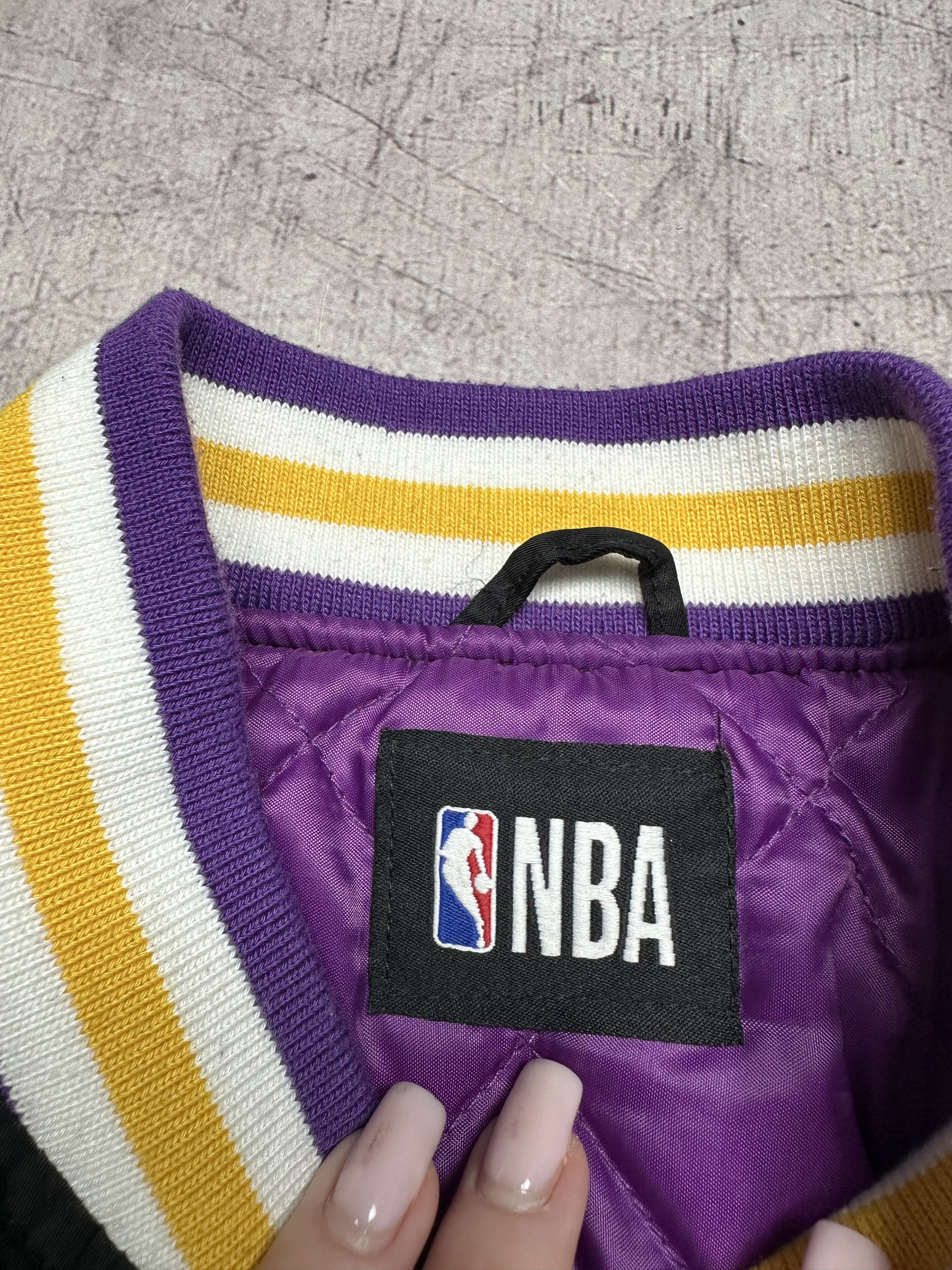NBA LA Lakers NBA Mens Bomber Jacket Size US S / EU 44-46 / 1 - 8 Thumbnail