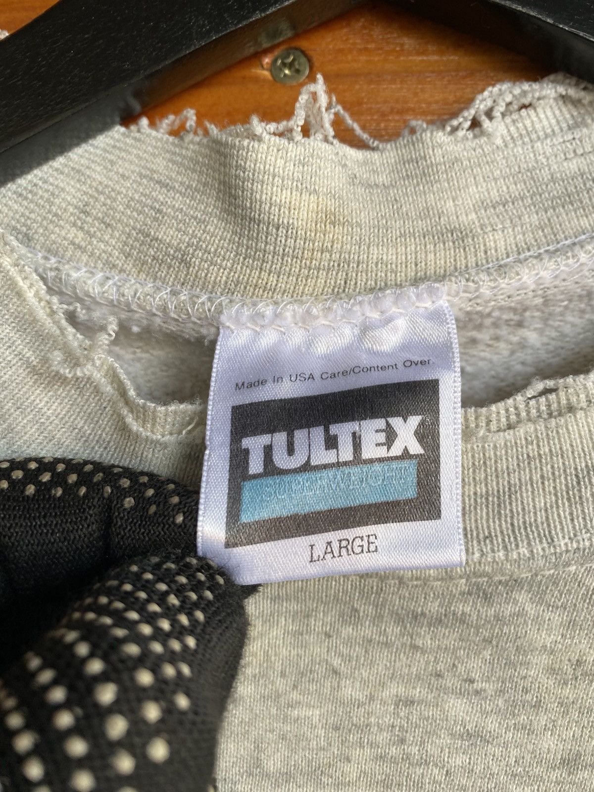 Vintage Vintage 1988 Tultex Sleeveless Sweatshirt Buckley Designs Size US L / EU 52-54 / 3 - 10 Thumbnail