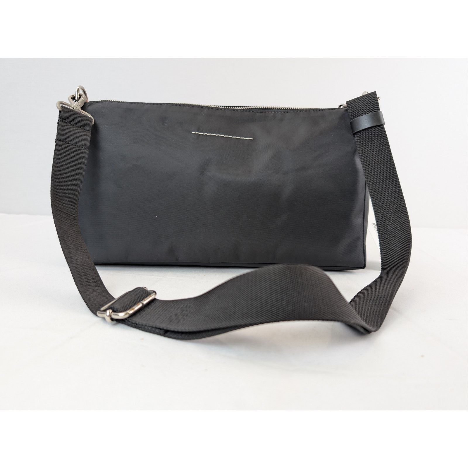 Maison Margiela o1rshd1 MM6 Three Pocket Nylon Crossbody Messenger Bag Black Size ONE SIZE - 8 Thumbnail