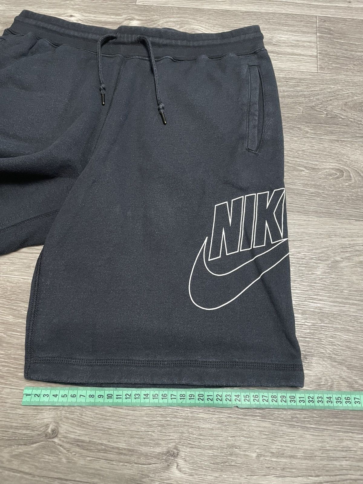 Nike Vintage Nike Black Sweet Shorts Y2K Size US 34 / EU 50 - 13 Thumbnail