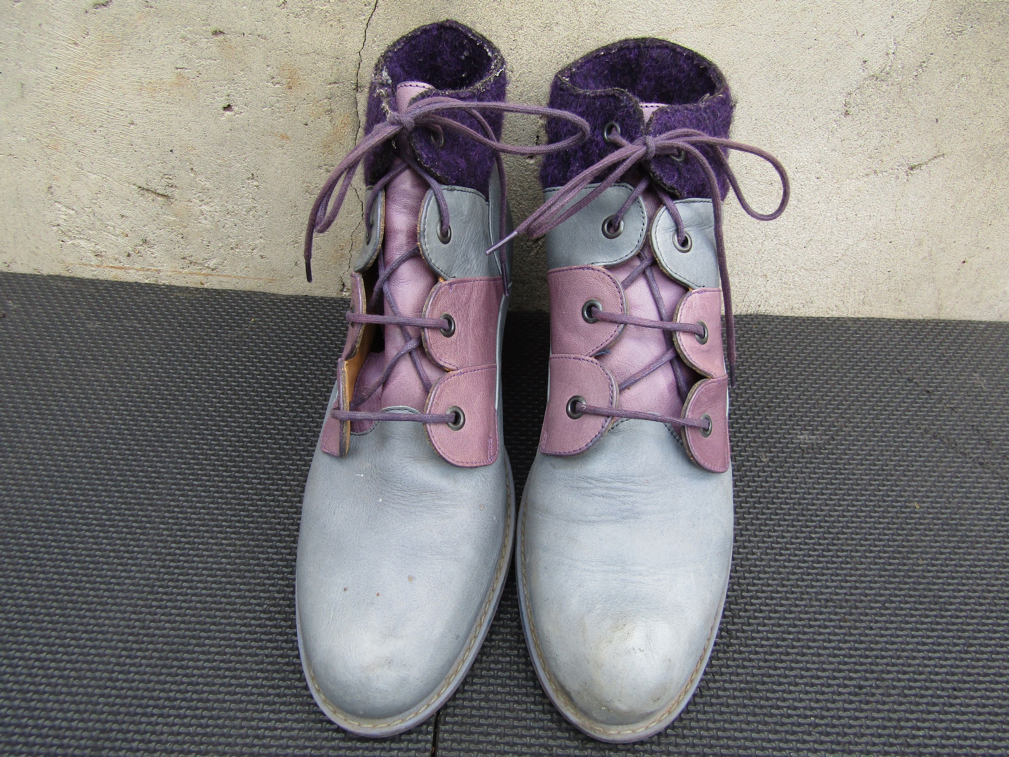 John Fluevog John Fluevog Multicolor leather Tatiana heel Lace up Size US 11 / IT 41 - 2 Thumbnail