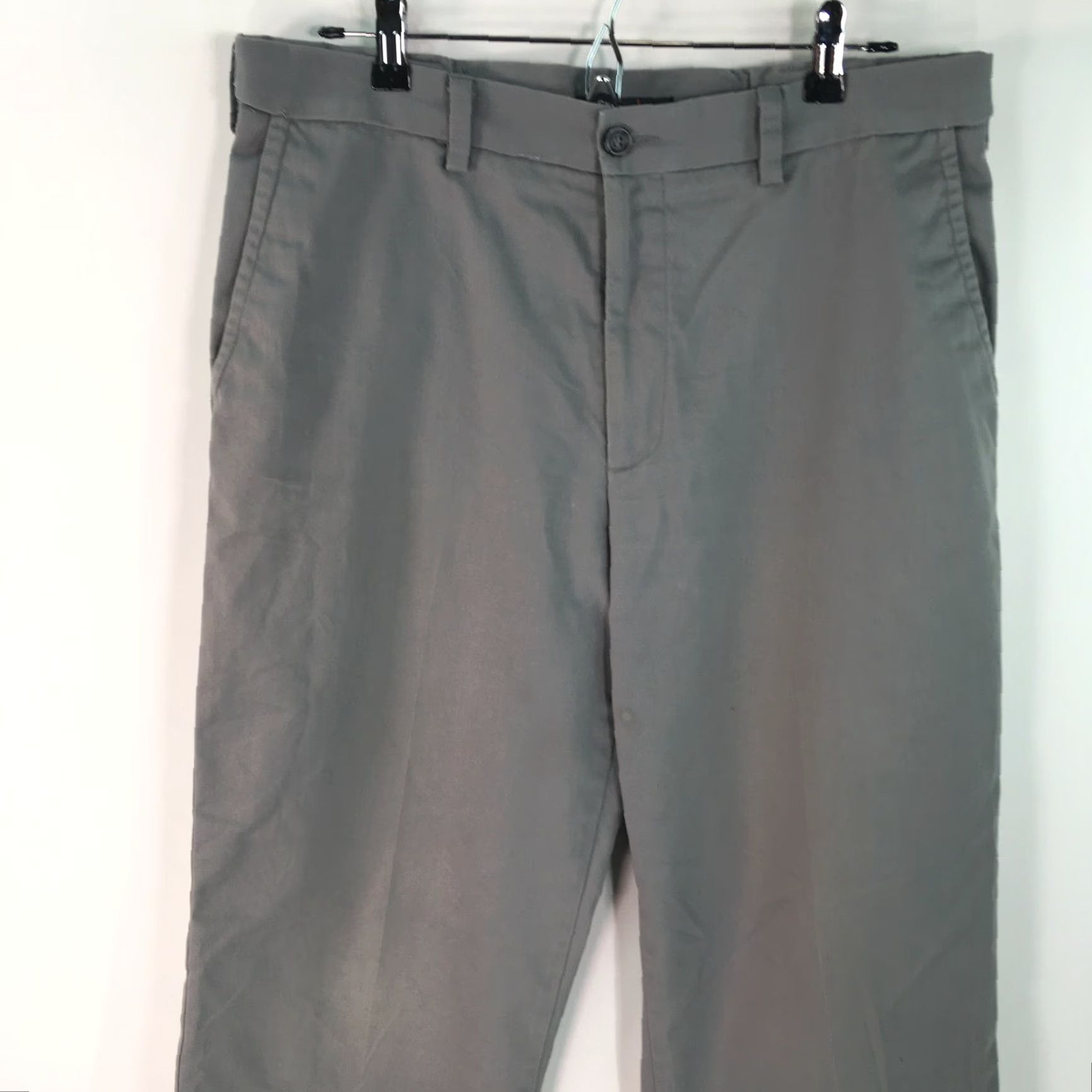Dockers Dockers Mens Dress Pants Gray Flat Front Classic Fit 34X28 Pants Size US 34 / EU 50 - 3 Thumbnail