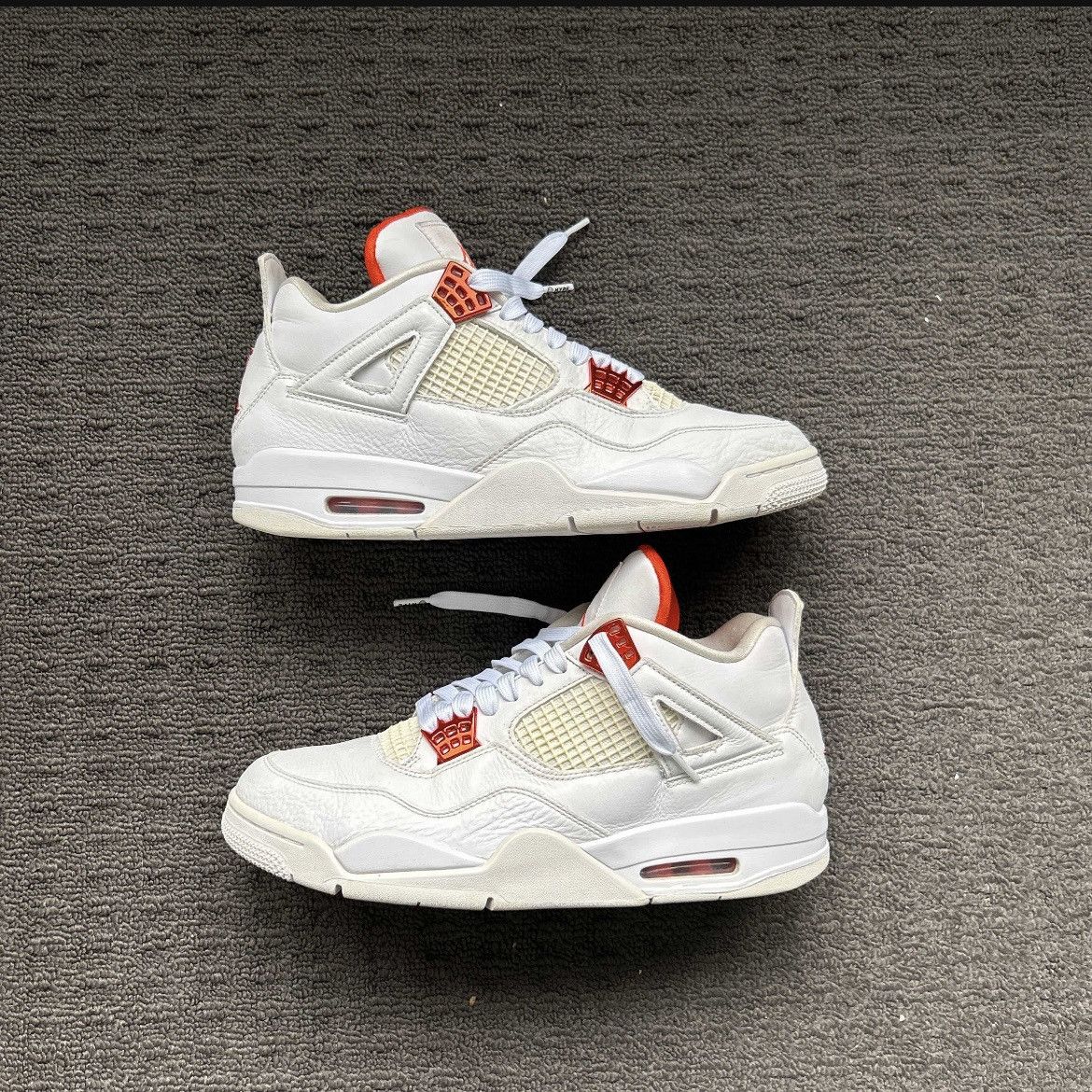 Jordan Brand × Nike Jordan 4 Metallic Orange US 11 Size US 11 / EU 44 - 1 Thumbnail