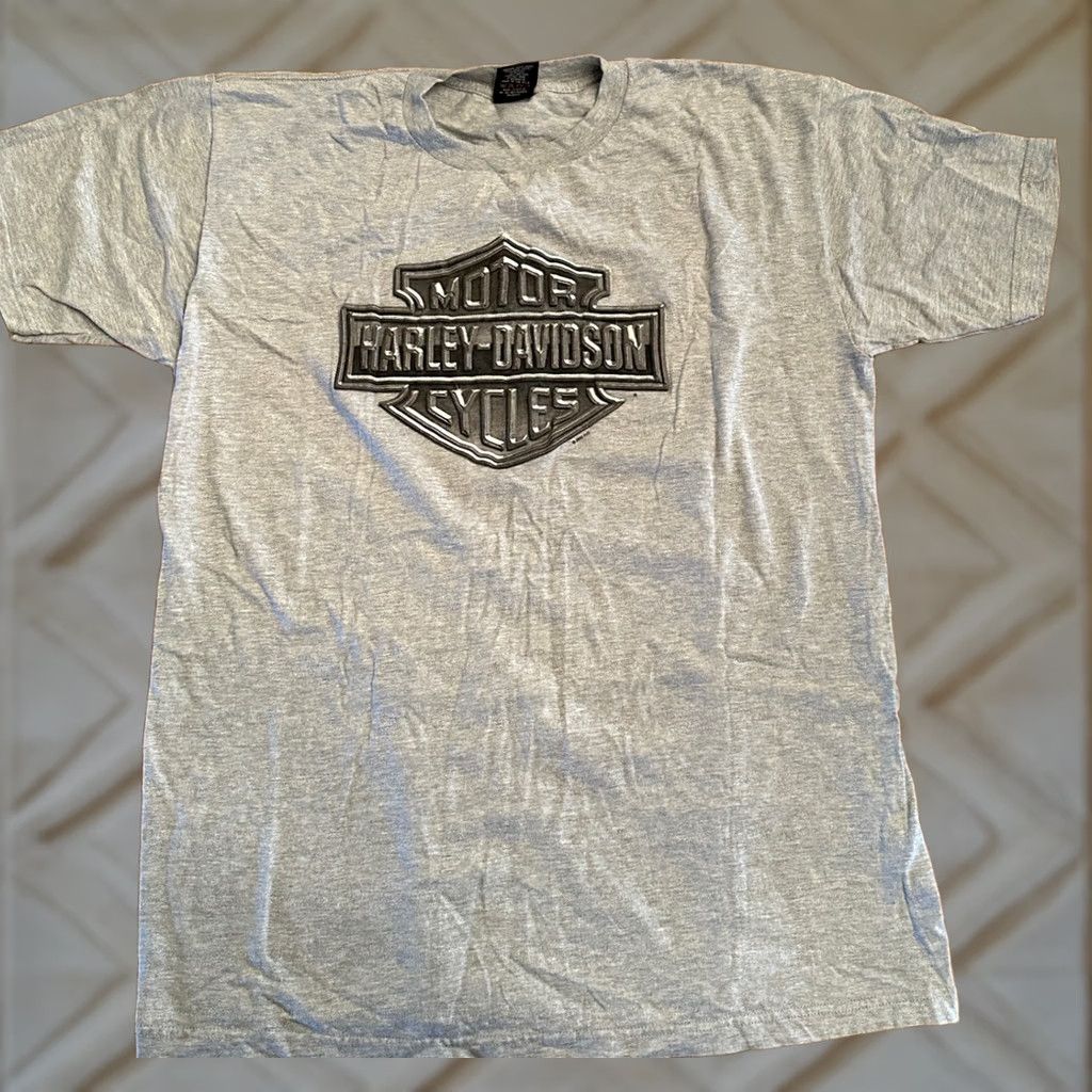 Harley Davidson VINTAGE Harley-Davidson T-Shirt 2XL Gray Short Sleeve Puff Print Logo Men US Virgin Islands St. Thomas Printed Logo Graphic Y2K Size US XXL / EU 58 / 5 - 1 Thumbnail