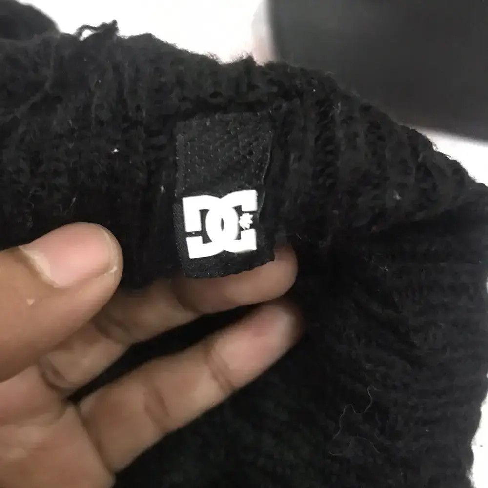 DC × Vintage DC Small Logo Beanie Hat Size ONE SIZE - 5 Thumbnail