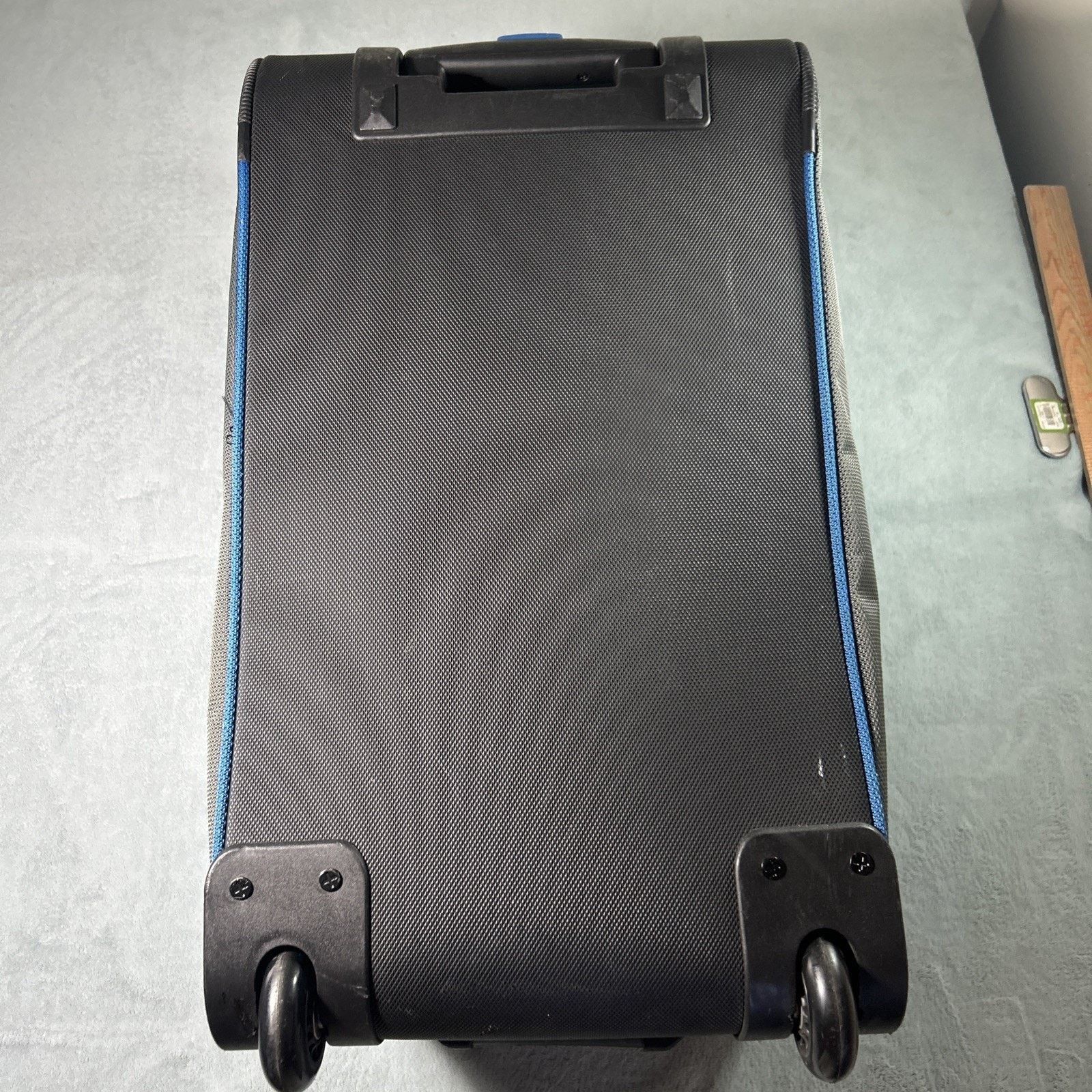 Patagonia FUL Rolling Luggage Duffle Travel Bag 22" Retractable Wheele Size ONE SIZE - 6 Thumbnail