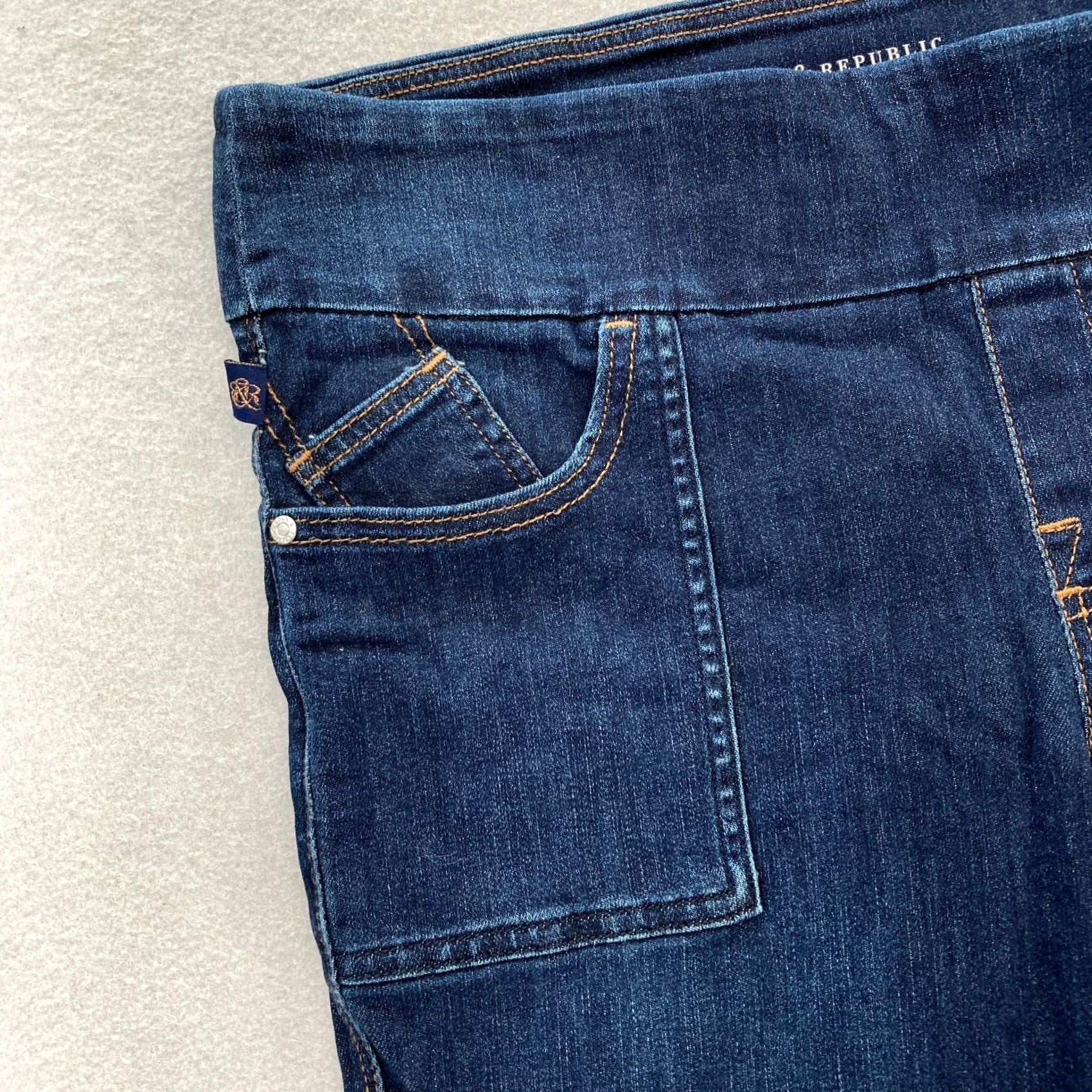 Vintage Rock & Republic Jeans Womens 16S Dark Wash Denim RX Fever Legging Pull On Grunge Size 38" / US 16 / IT 52 - 3 Thumbnail