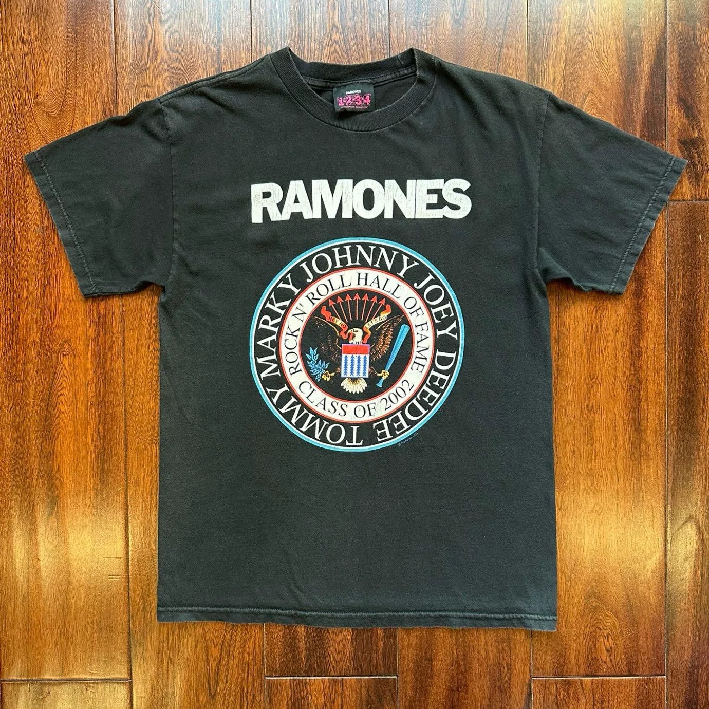 Vintage Ramones 2002 Vintage Graphic Tee Size US M / EU 48-50 / 2 - 1 Thumbnail
