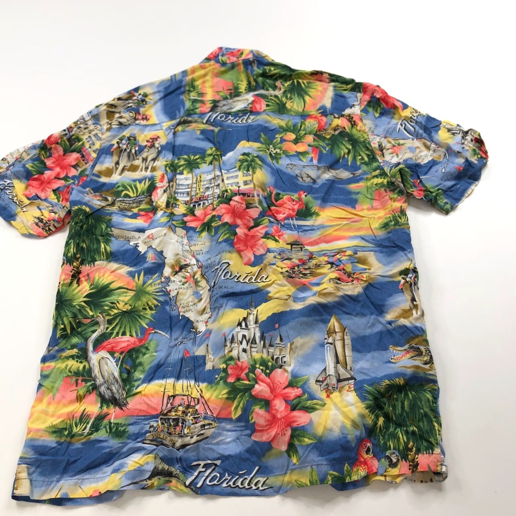 Paradise Found Paradise Found Small Button Short Sleeve Collared Hawaiian Floral Shirt Rayon Size US S / EU 44-46 / 1 - 6 Thumbnail
