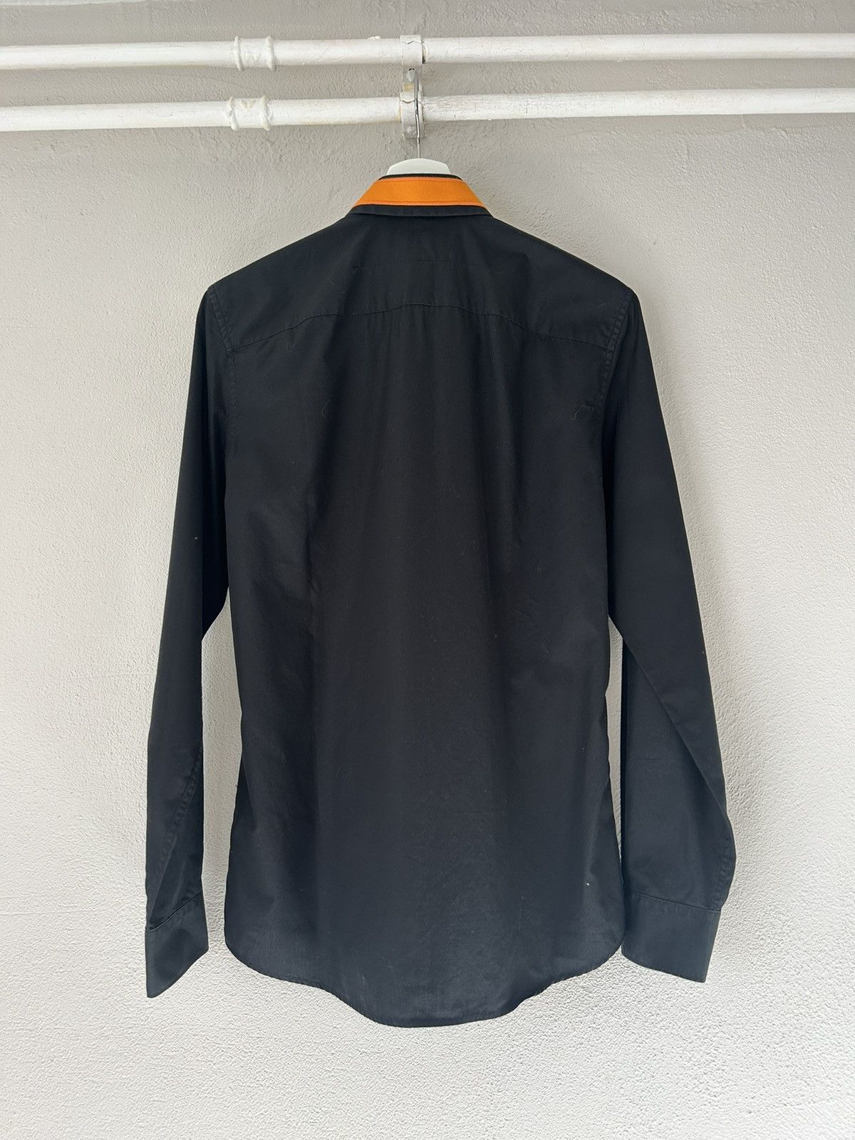 Givenchy Givenchy Black Shirt w/ Orange Star Embroidery Collar Size US M / EU 48-50 / 2 - 8 Thumbnail
