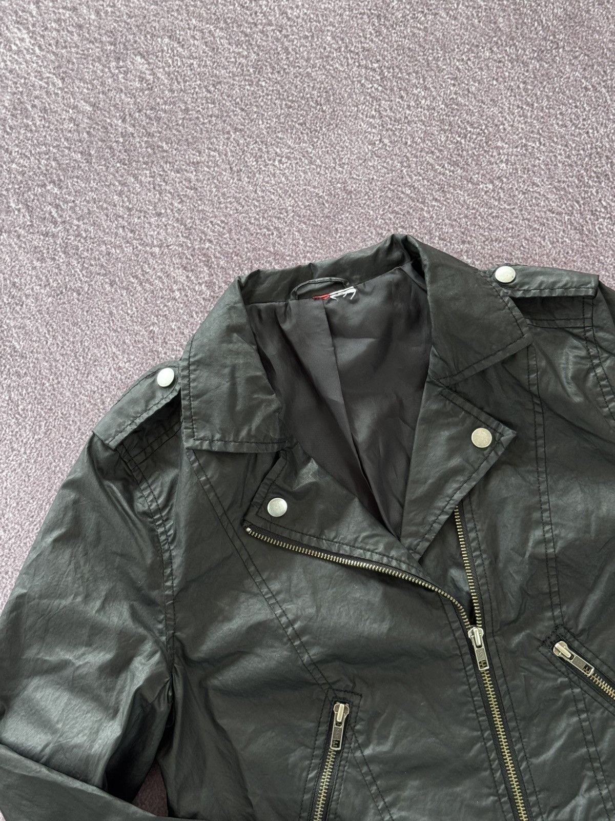 20471120 00s Aesthetic Y2K Multi Zip Cropped Womens Nylon Jacket Size M / US 6-8 / IT 42-44 - 6 Thumbnail