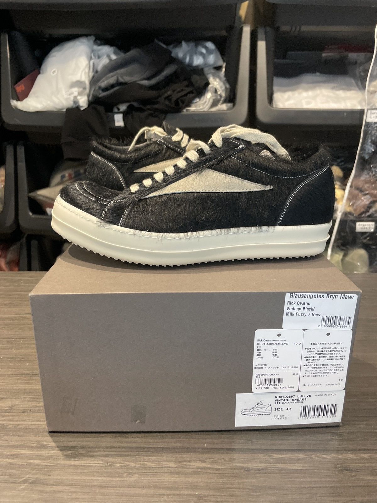 Rick Owens Rick Owens Fuzzy Pony Hair Vintage Black Milk Size US 7 / EU 40 - 1 Thumbnail