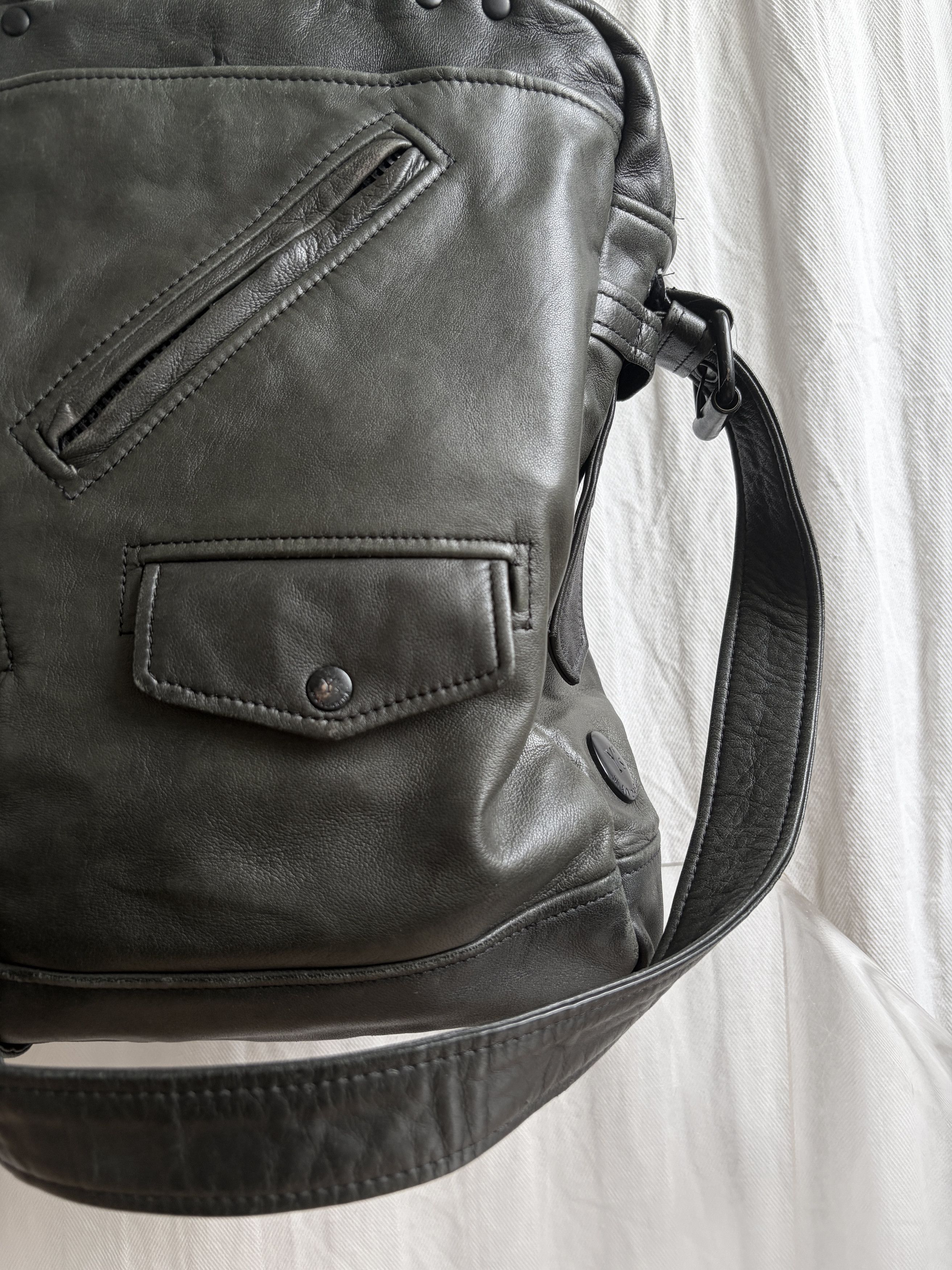 Yohji Yamamoto Y’s x Mandarina Duck AW07 Olive Leather Shoulder Bag Size ONE SIZE - 3 Thumbnail
