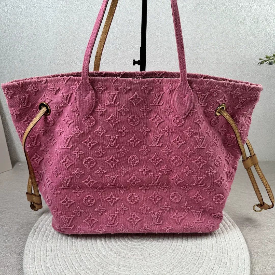 Louis Vuitton Pre-loved Bag Very good condition Size ONE SIZE - 1 Thumbnail