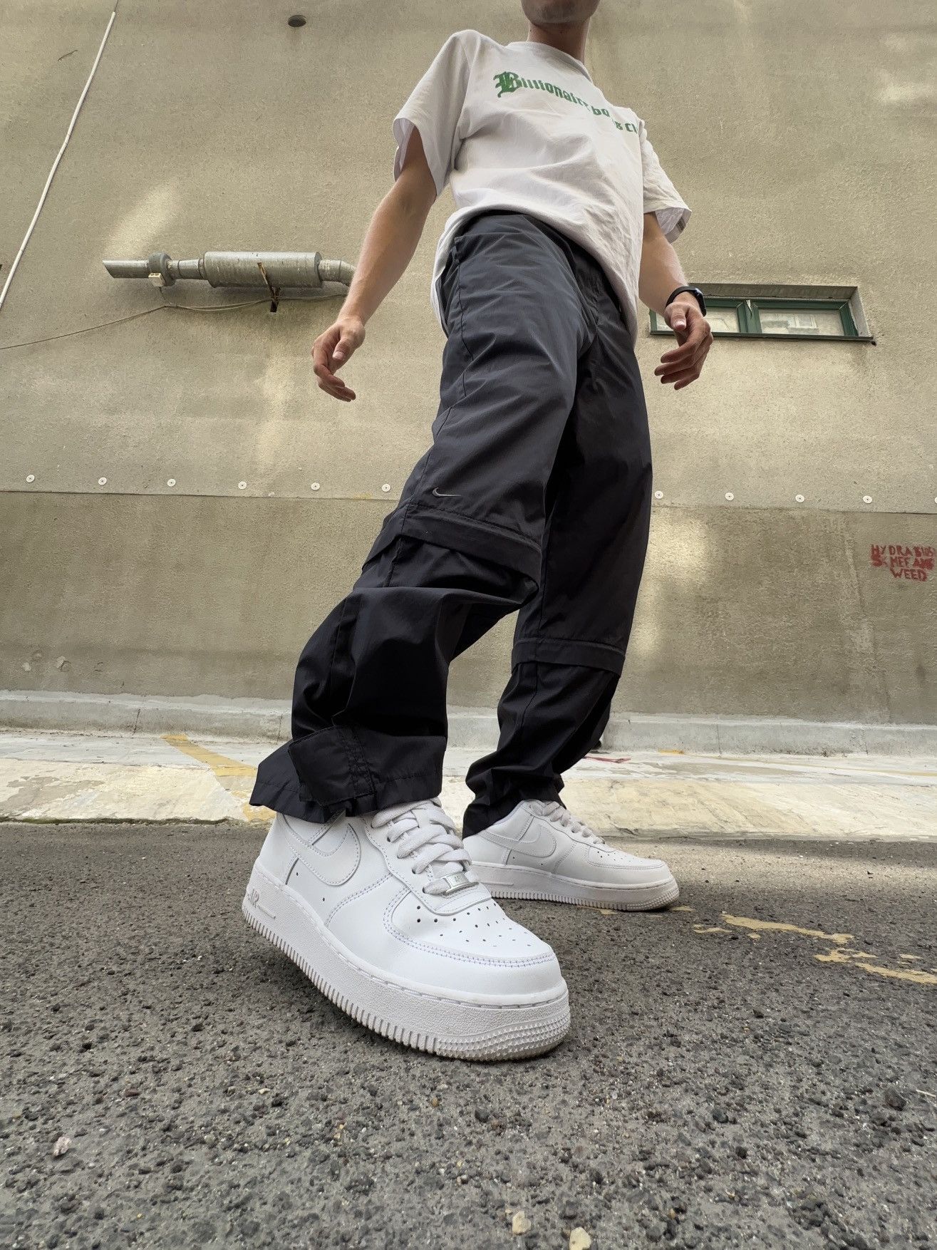 Nike Vintage Nike Track Pants Size US 31 - 1 Thumbnail