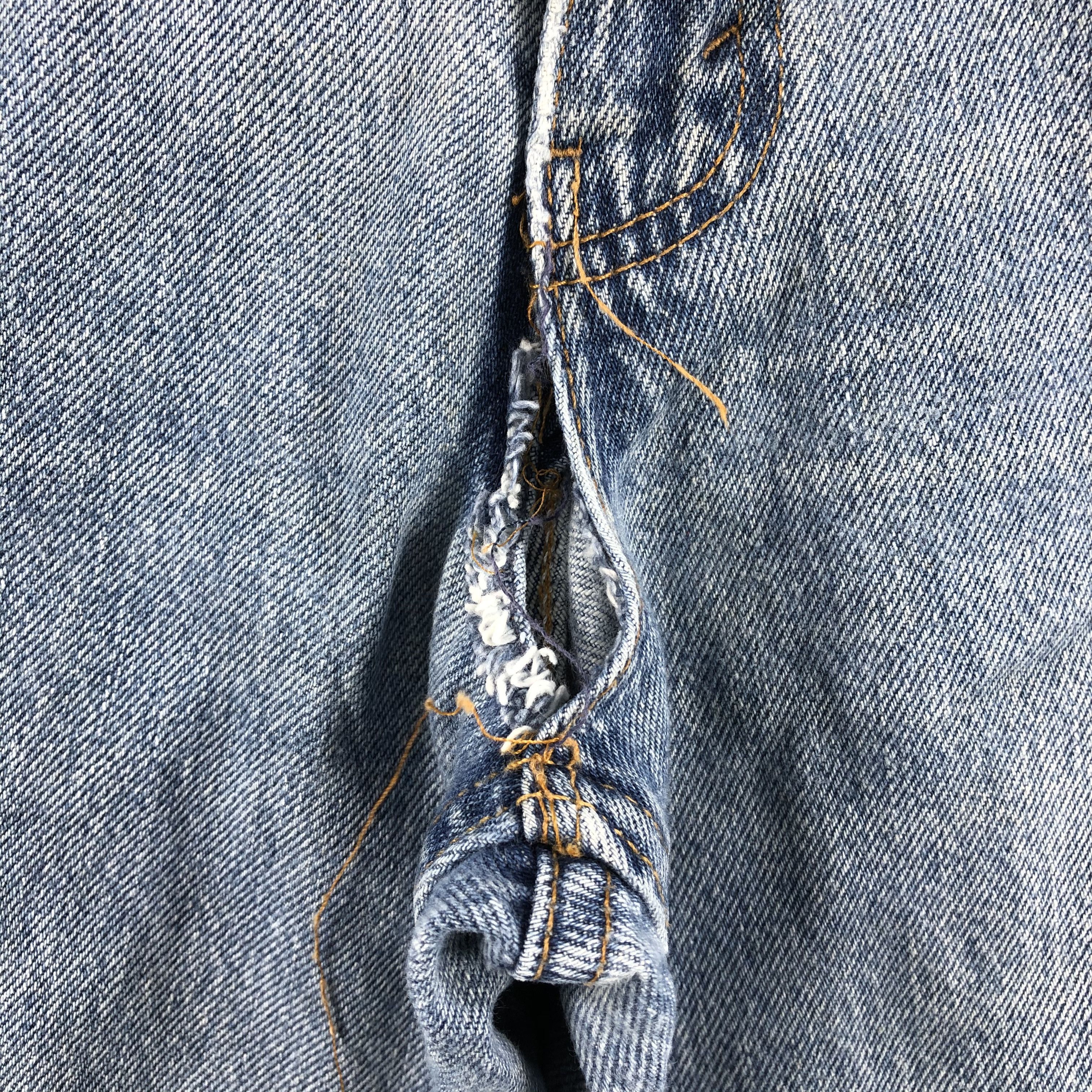 Levi's Vintage 90s Blue Wash Levis 550 Jeans-J1464 Size US 36 / EU 52 - 8 Thumbnail