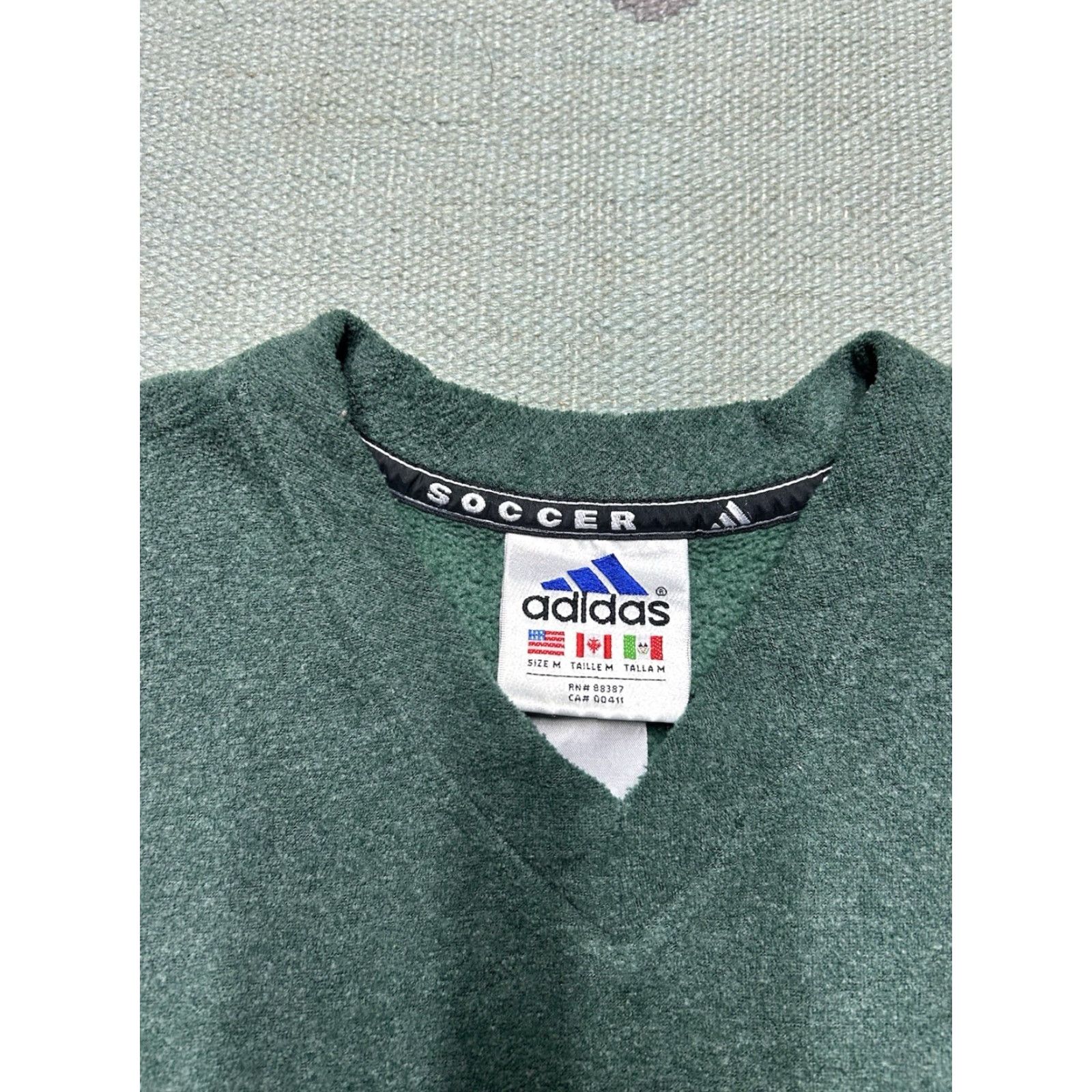 Adidas VINTAGE adidas Fleece Sweater Pullover Shirt Soccer V Neck Forest Green Large Mens Size US L / EU 52-54 / 3 - 3 Thumbnail