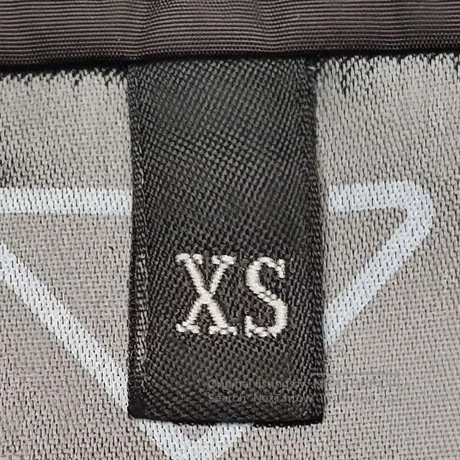 Prada Prada M Short. Size US M / EU 48-50 / 2 - 4 Thumbnail