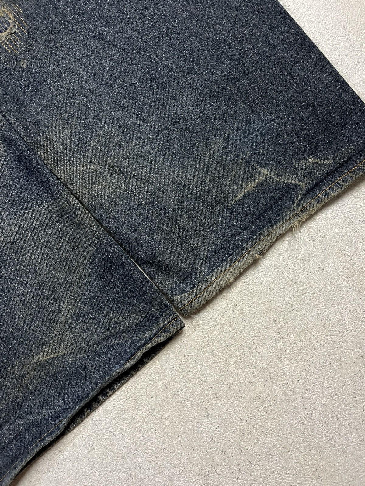 Evisu Rare Evisu Yamane Paris Distressed Selvedge Jeans Size US 36 / EU 52 - 18 Thumbnail