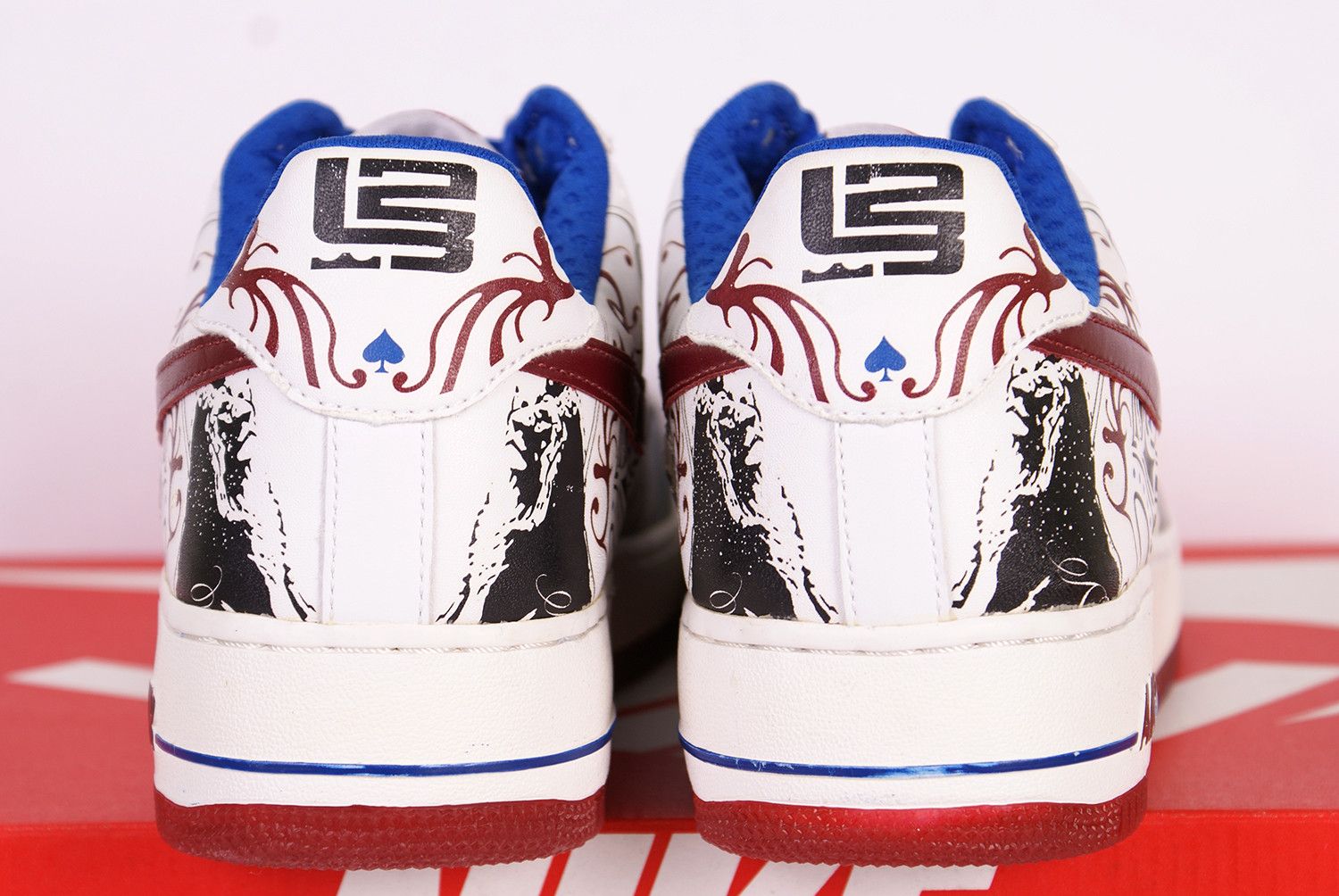 Nike 2006 Nike Air Force 1 LEBRON COLLECTION ROYALE Silver Red Size US 9.5 / EU 42-43 - 10 Thumbnail