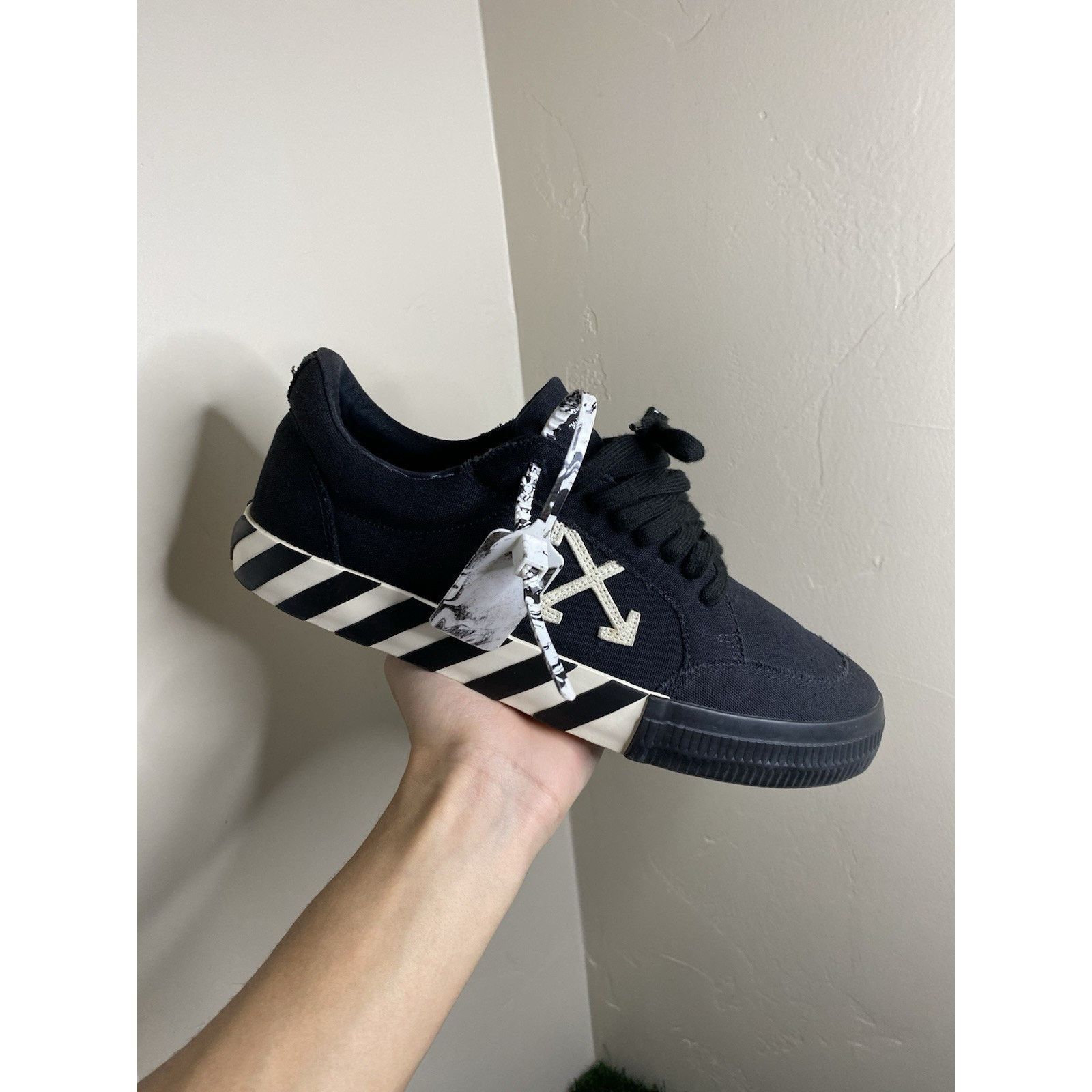 Off-White OFF-WHITE Vulc Low Canvas “black White” Size 12 US ( 45 EU ) Size US 12 / EU 45 - 2 Thumbnail