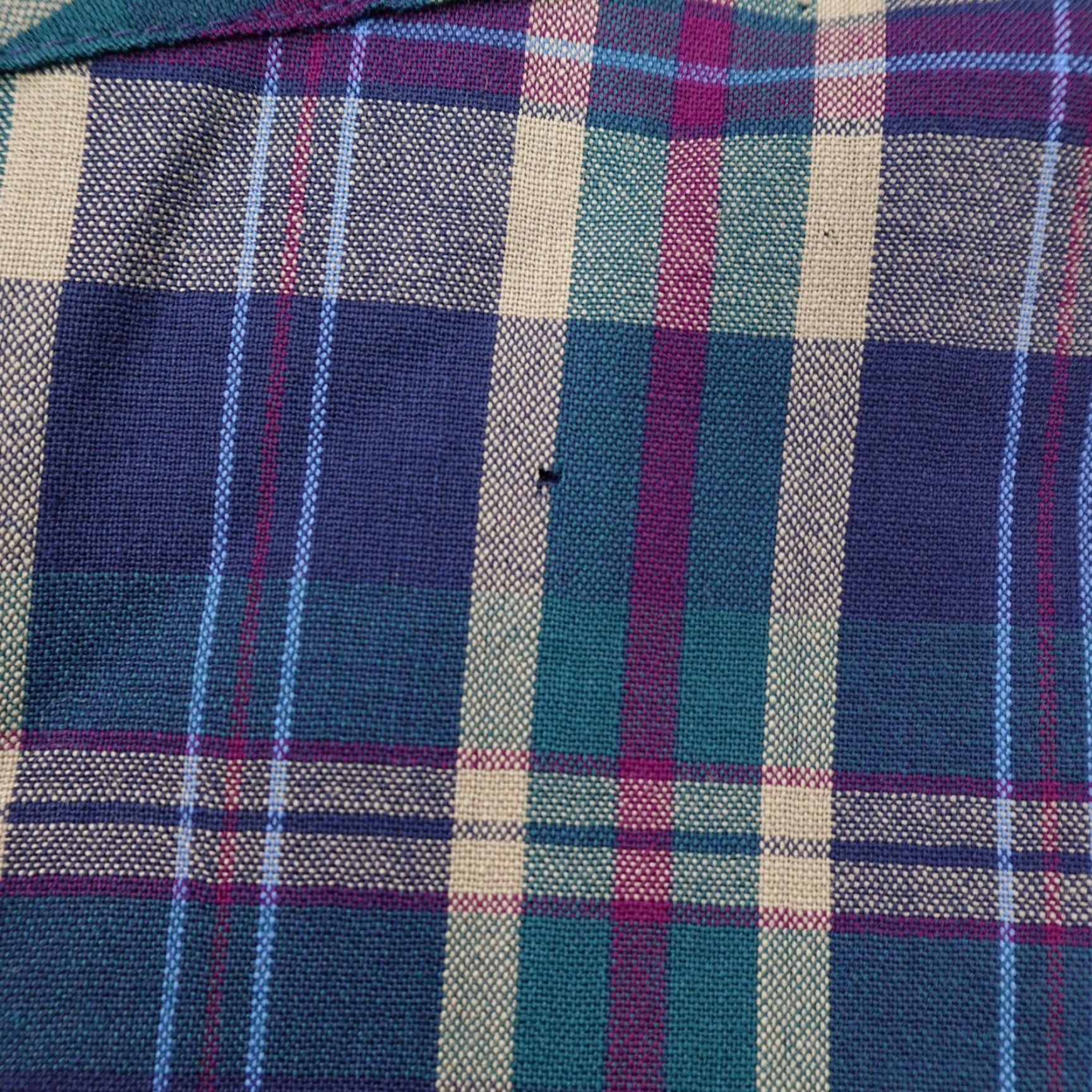 Pendleton VINTAGE Pendleton Shirt Mens Large Blue Plaid Wool Button-Up 70s 80s Navy Green Pocketed Size US L / EU 52-54 / 3 - 3 Thumbnail