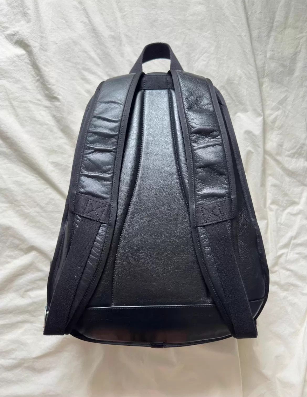 Maison Margiela Maison Margiela Calfskin Backpack Rare Texture Good Cap Size ONE SIZE - 3 Thumbnail