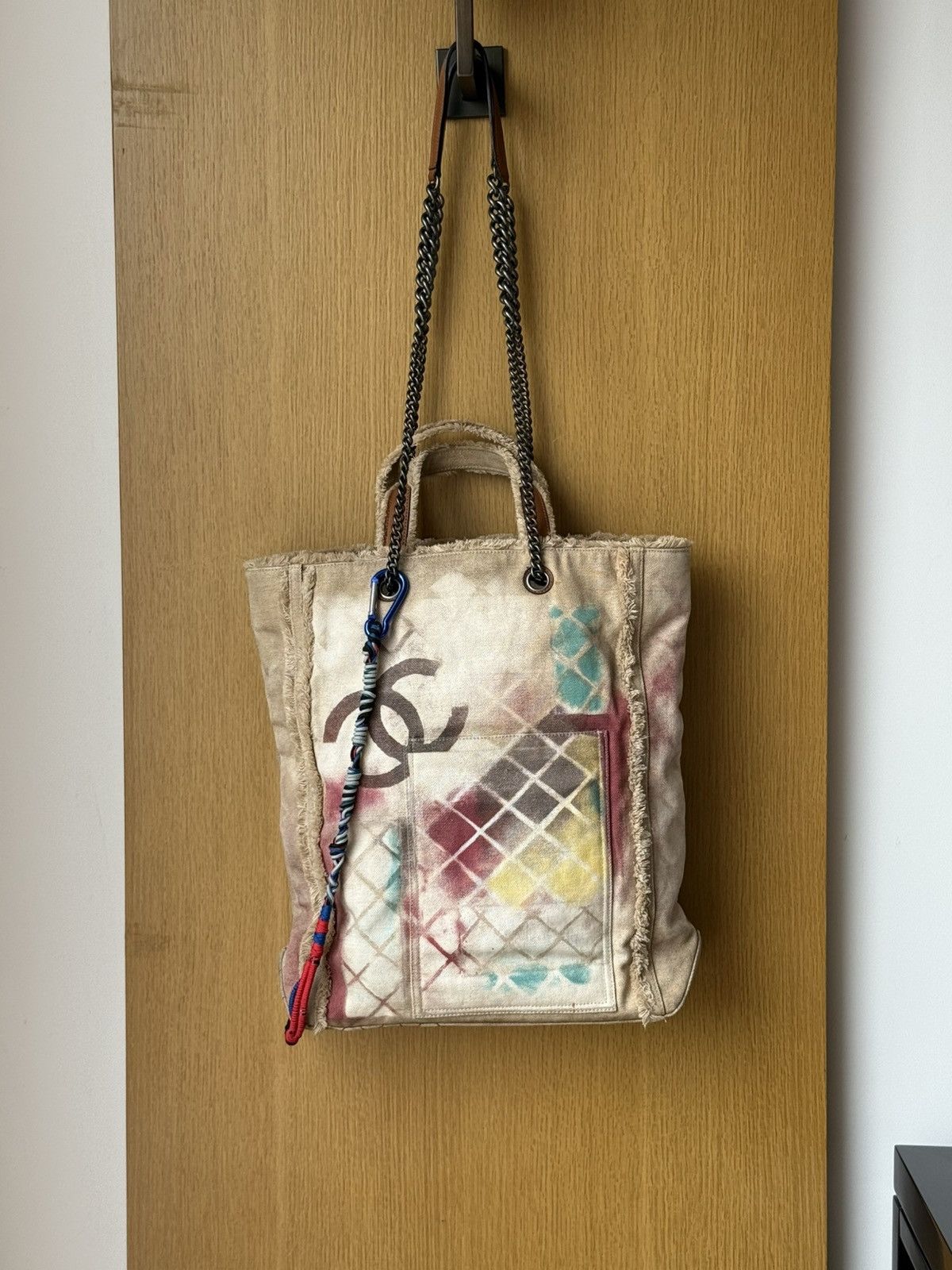 Chanel 2014 Chanel Beige Graffiti Art School Tote Bag Size ONE SIZE - 2 Thumbnail