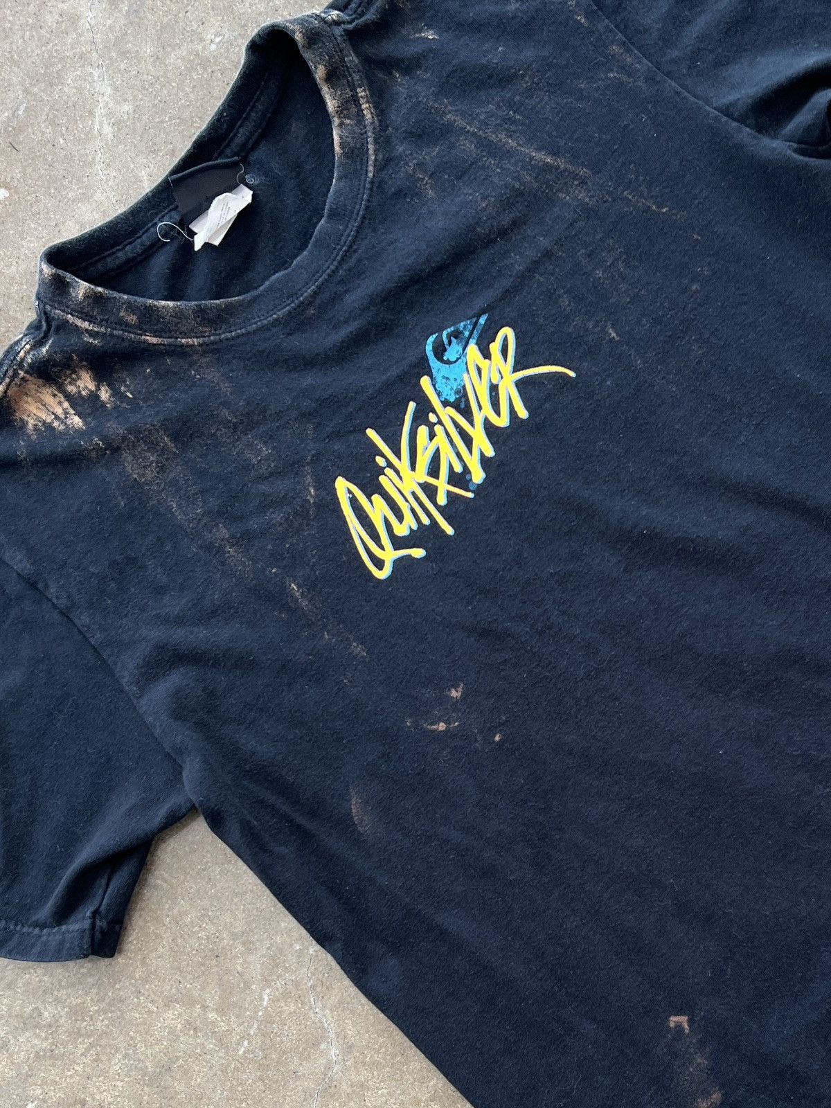 Quiksilver Vintage 90s Neon Quiksilver Skate Shop Surf Tee Large Size US L / EU 52-54 / 3 - 1 Thumbnail