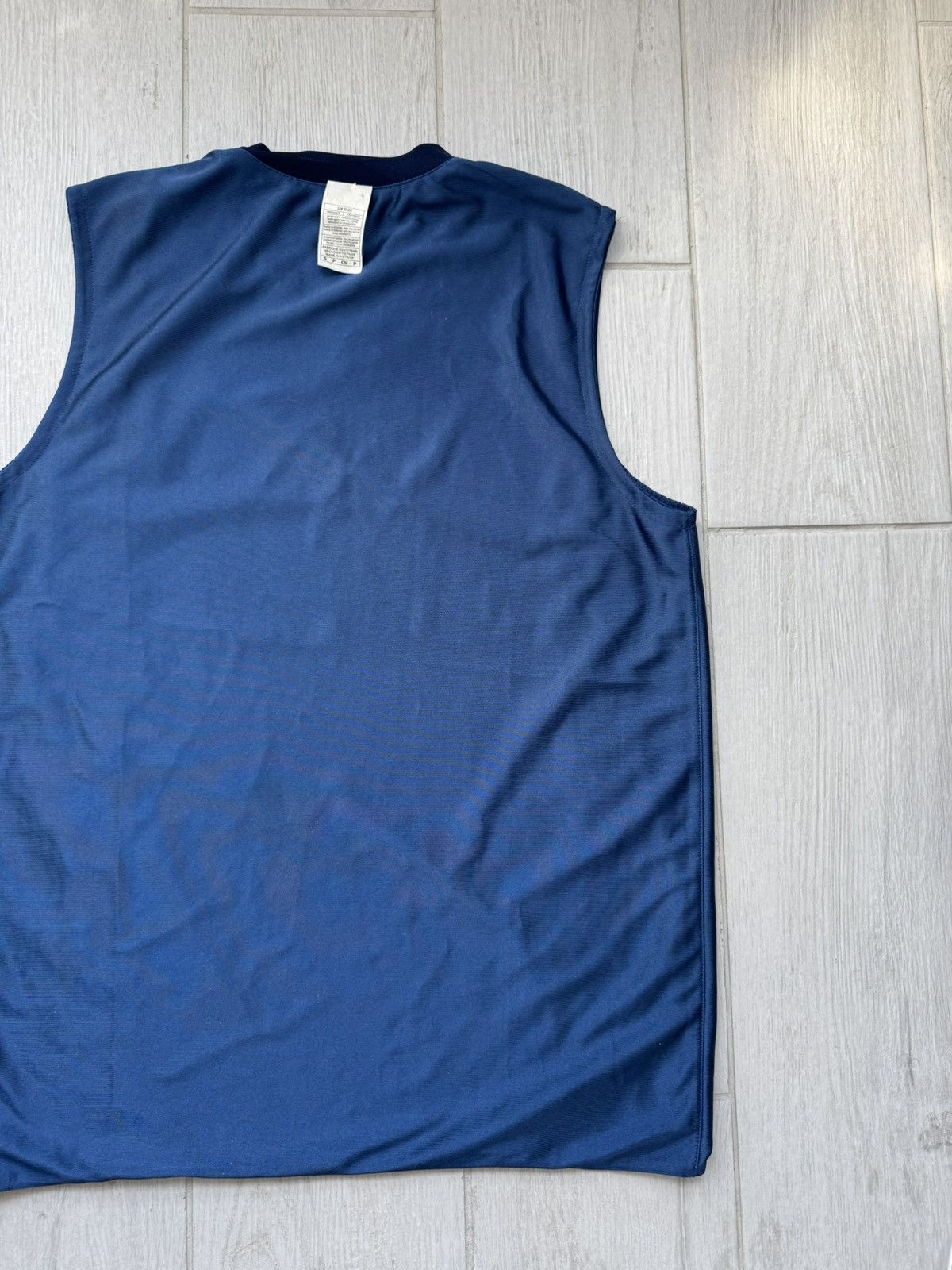Nike Vintage Y2K Nike Reversible Center Swoosh Basketball Jersey Size US S / EU 44-46 / 1 - 17 Thumbnail