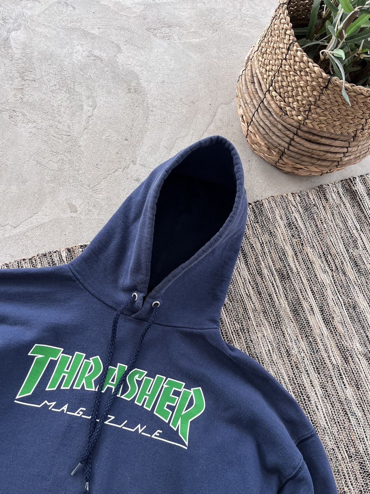 Thrasher Vintage 00s Thrasher Faded Blue minimalistic sk8 y2k Hoodie Size US L / EU 52-54 / 3 - 5 Thumbnail