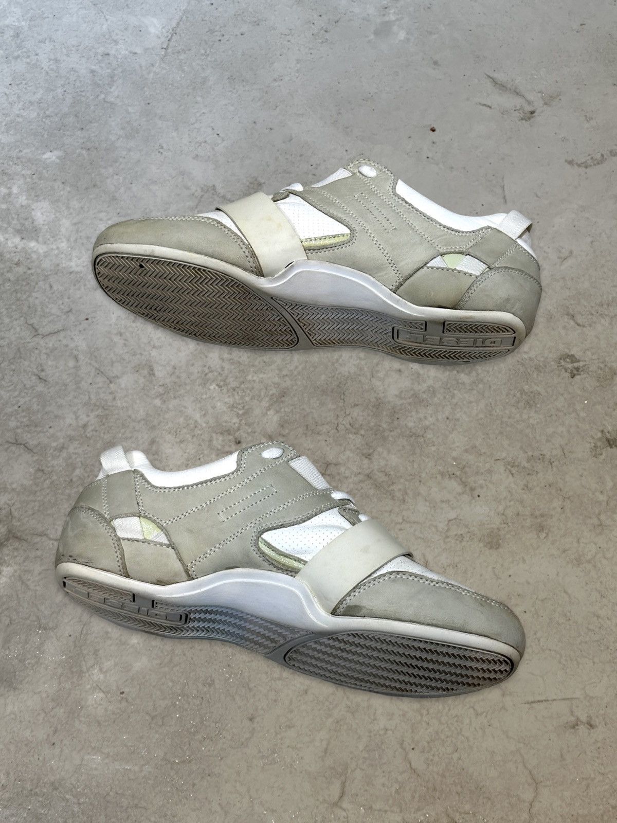 Diesel (SS07) AARON II LOW TOP Size US 10 / EU 43 - 6 Thumbnail
