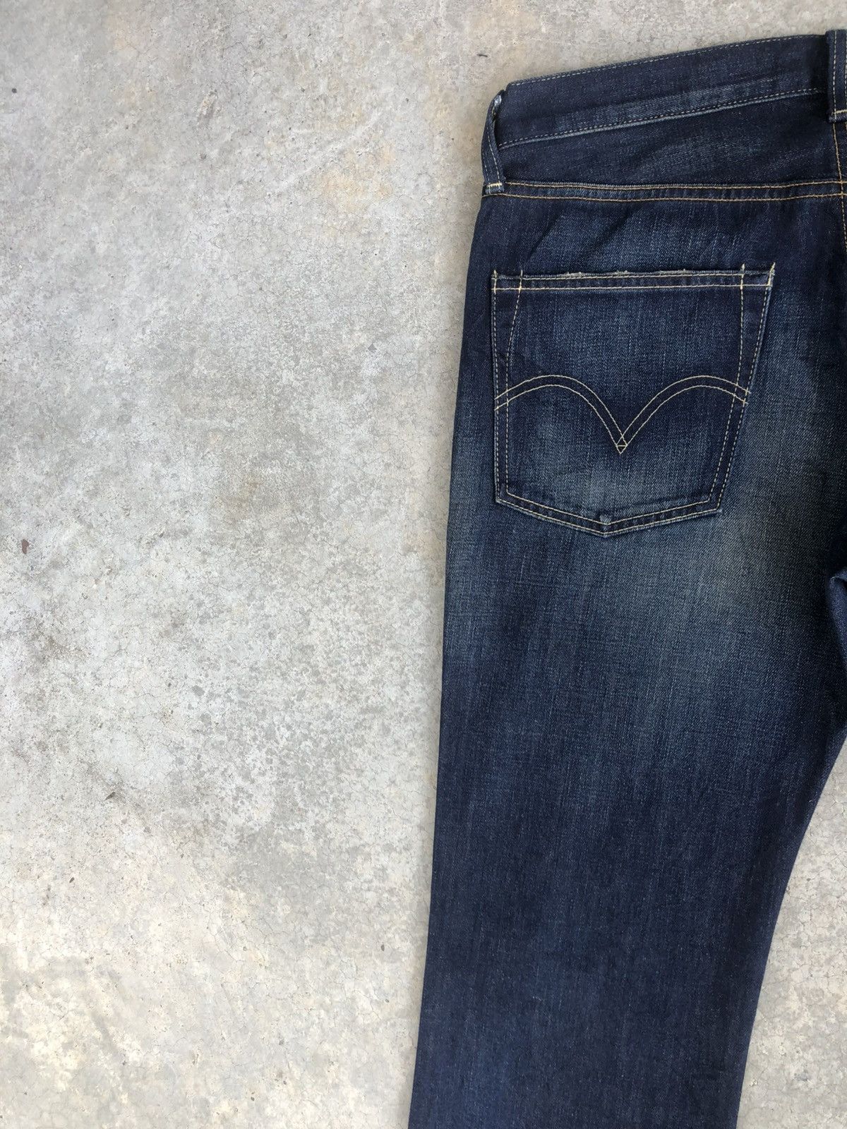 If Six Was Nine Levis 507 Flared Jeans Distressed Denim Size US 33 - 9 Thumbnail