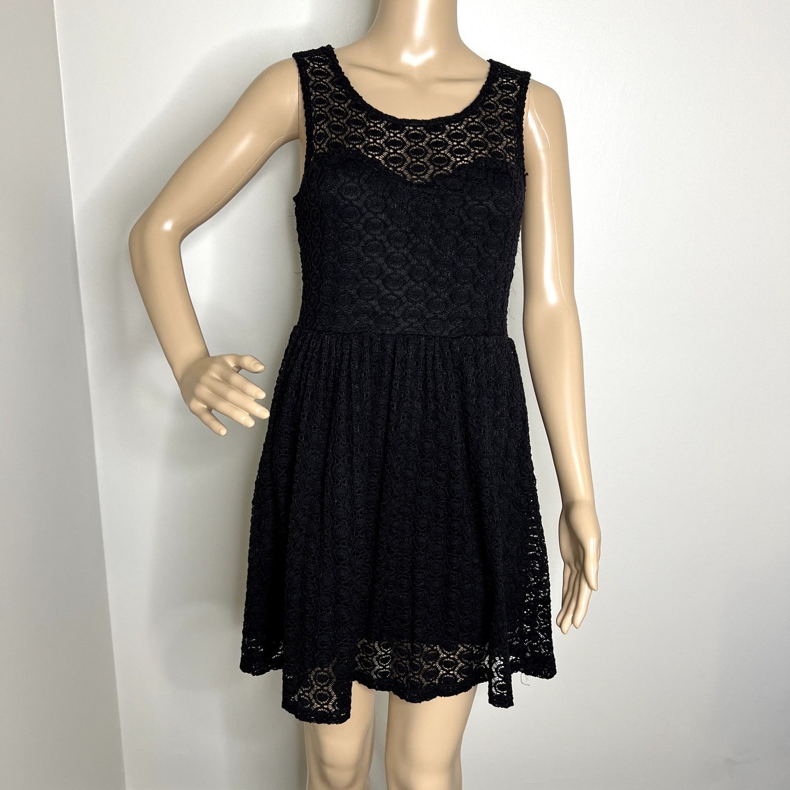 Other Papaya Black Lace Skater Dress Size M / US 6-8 / IT 42-44 - 1 Thumbnail