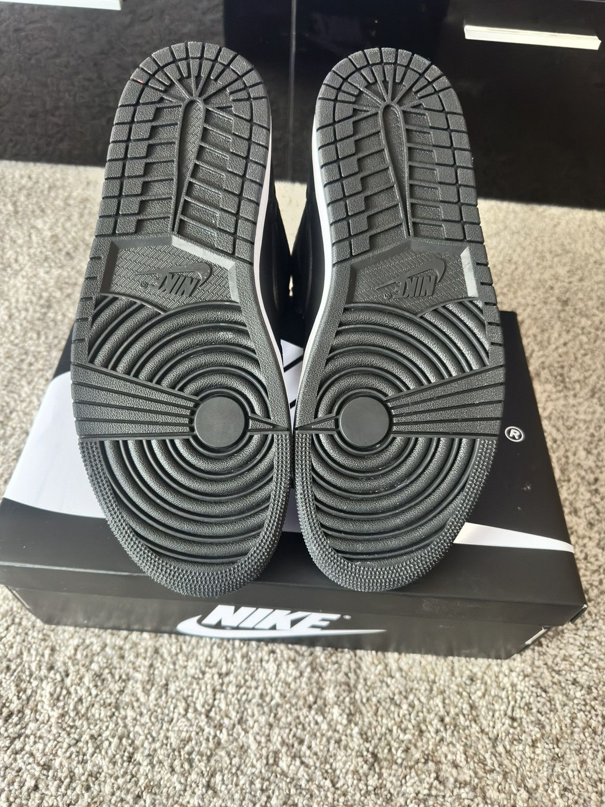 Jordan Brand Custom SRT Jordan 1 high size 10 Size US 10 / EU 43 - 2 Thumbnail