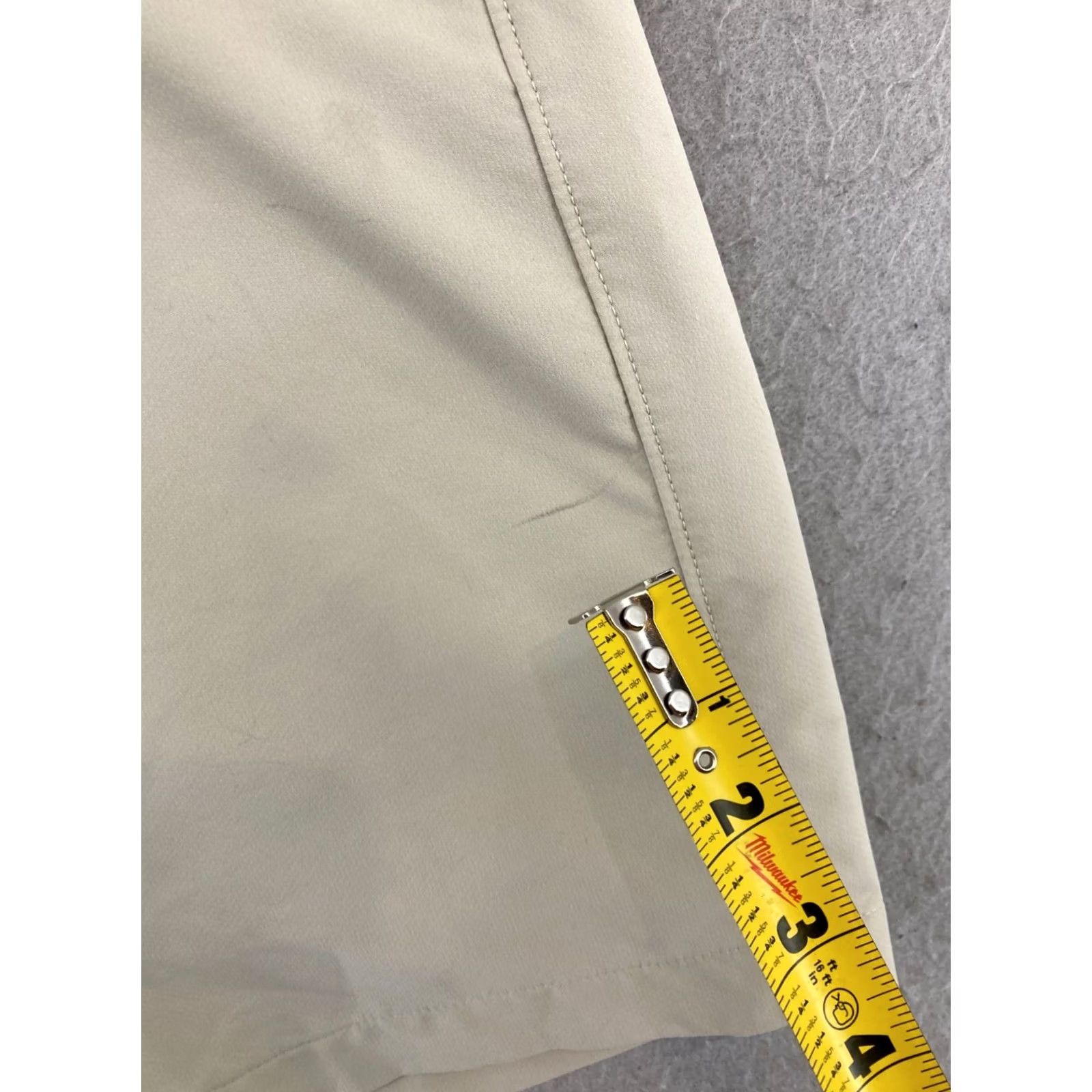 Under Armour Under Armour Shorts 30 Beige Outdoor Relaxed Size US 30 / EU 46 - 6 Thumbnail