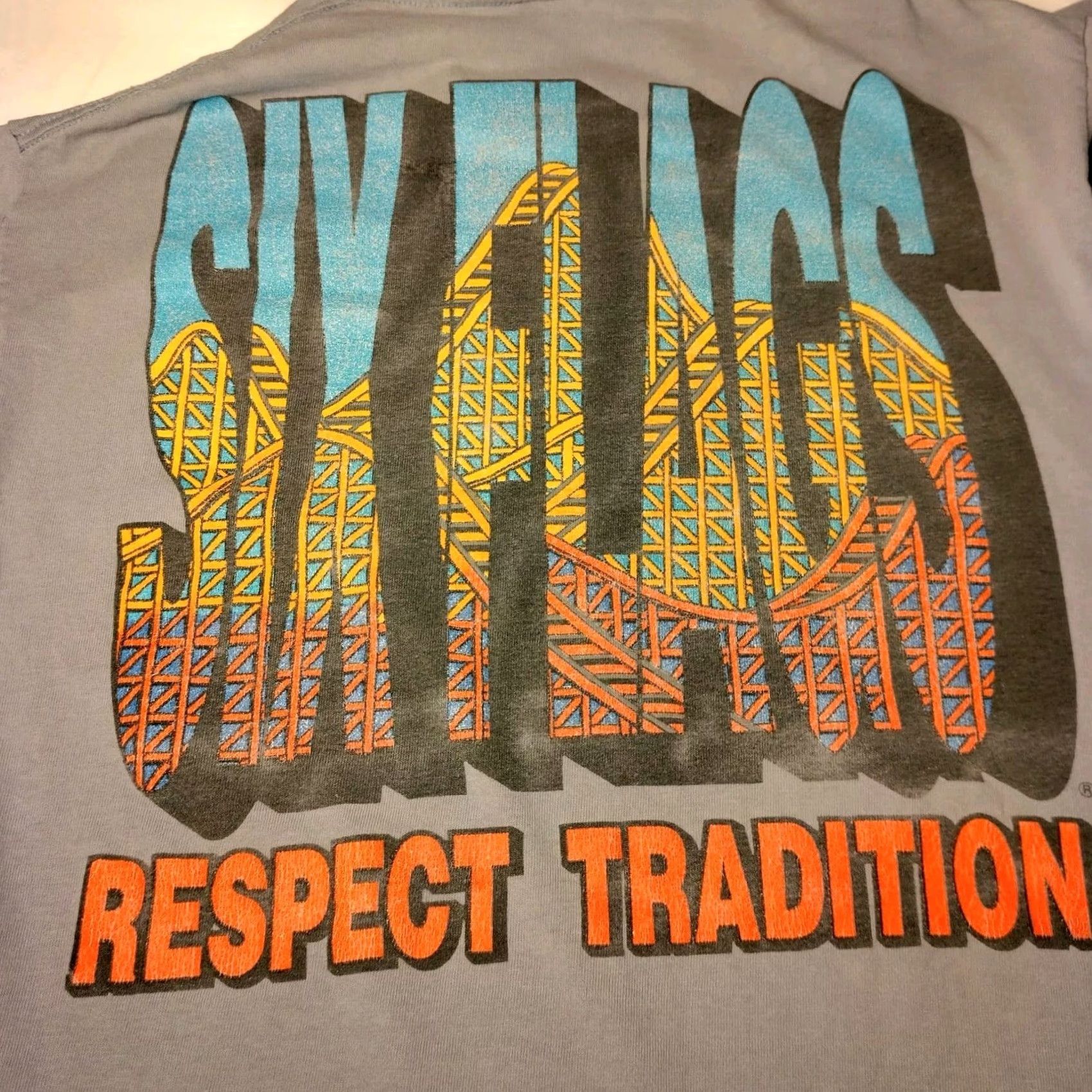 Vintage VINTAGE Six Flags Shirt S/M Blue Cotton Short Sleeve Crew Neck Regular Men Six Flags T Shirt Size US S / EU 44-46 / 1 - 2 Thumbnail
