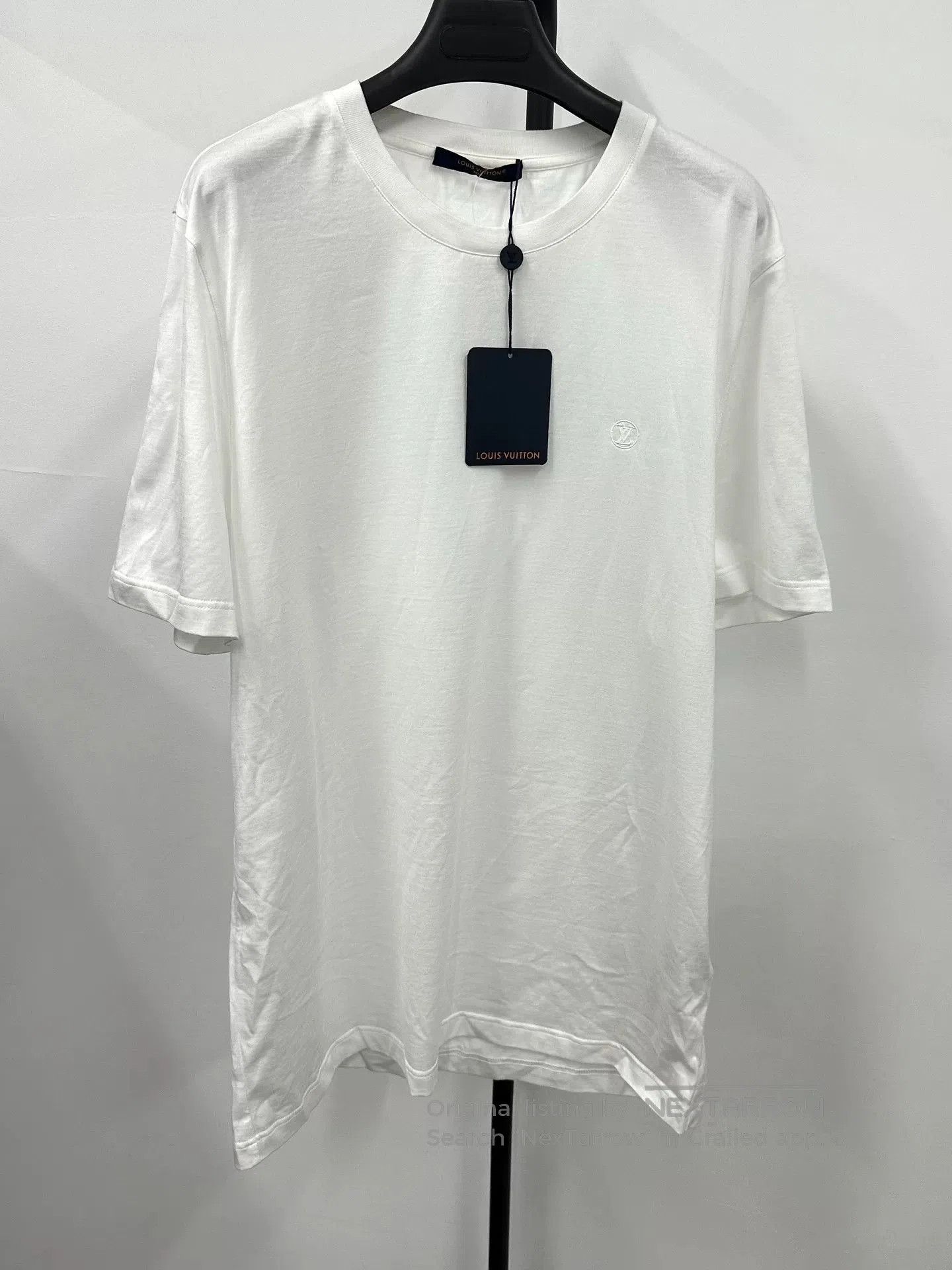 Louis Vuitton Louis Vuitton Lv Embroidery Logo T-Shirt. Size US XXL / EU 58 / 5 - 1 Thumbnail