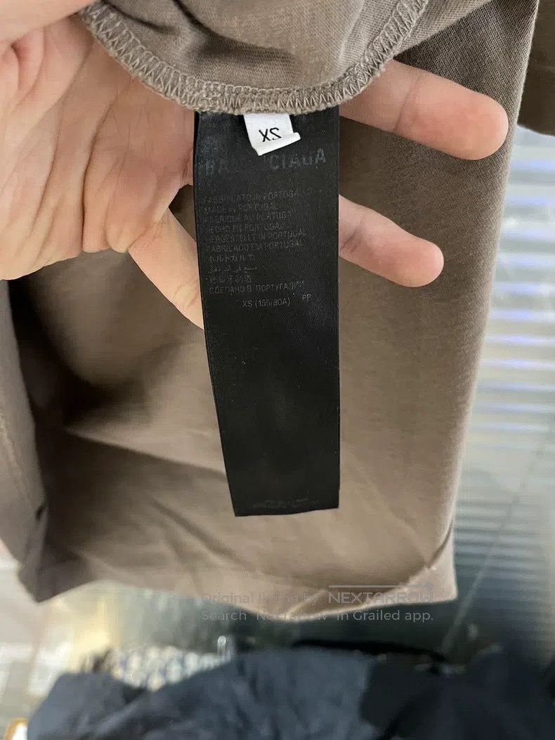 Balenciaga Balenciaga Destroyed Letter Logo Short Sleeve Size US XS / EU 42 / 0 - 5 Thumbnail