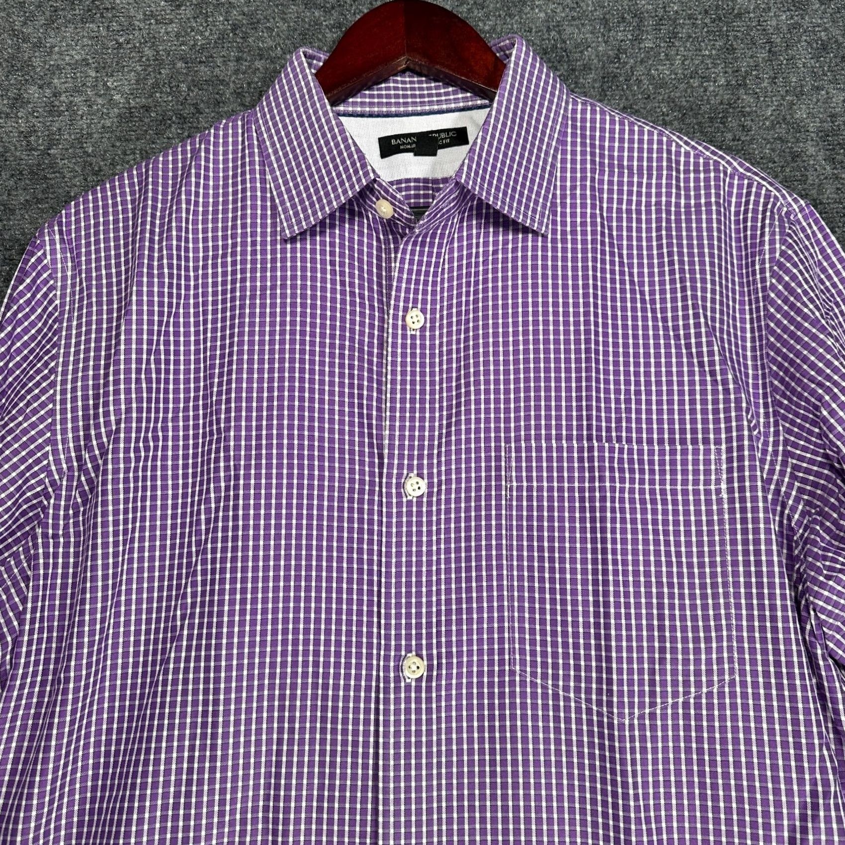 Banana Republic Banana Republic Mens Large Non Iron Classic Fit Button Up Purple Plaid Shirt Size US L / EU 52-54 / 3 - 4 Thumbnail