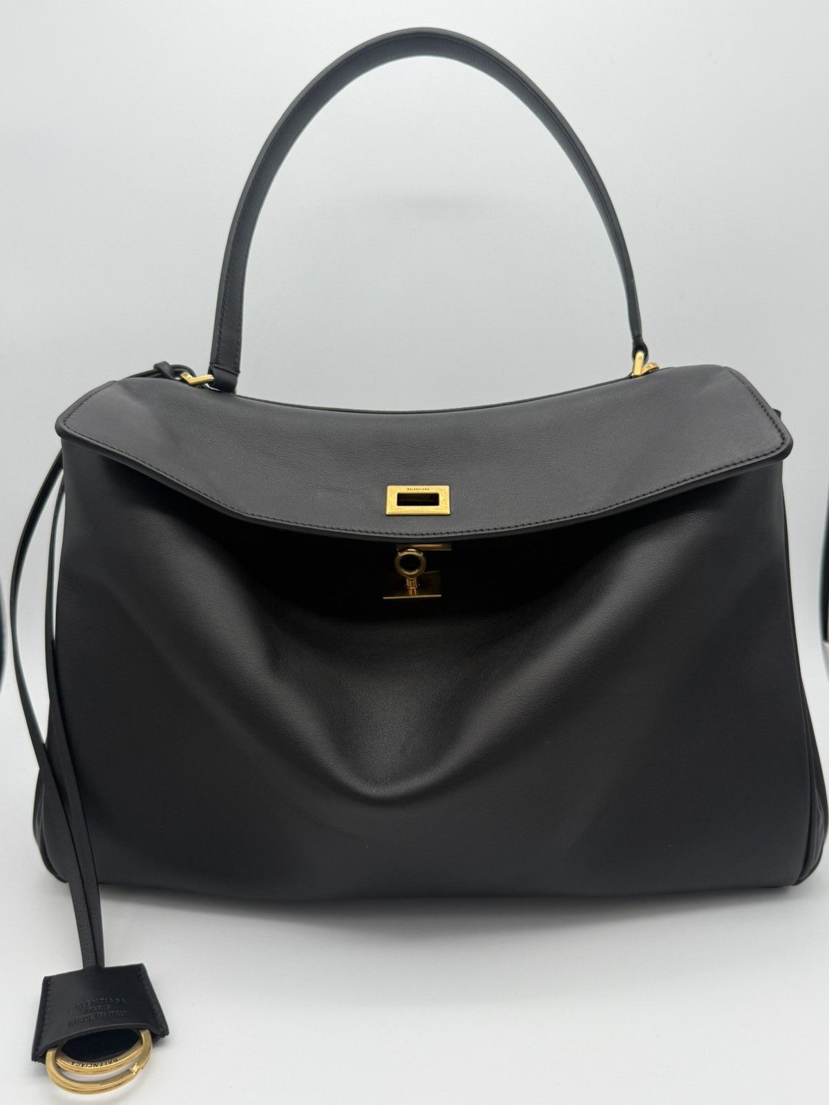 Balenciaga Balenciaga Rodeo Shoulder Bag Leather Medium $4590 Size ONE SIZE - 1 Thumbnail