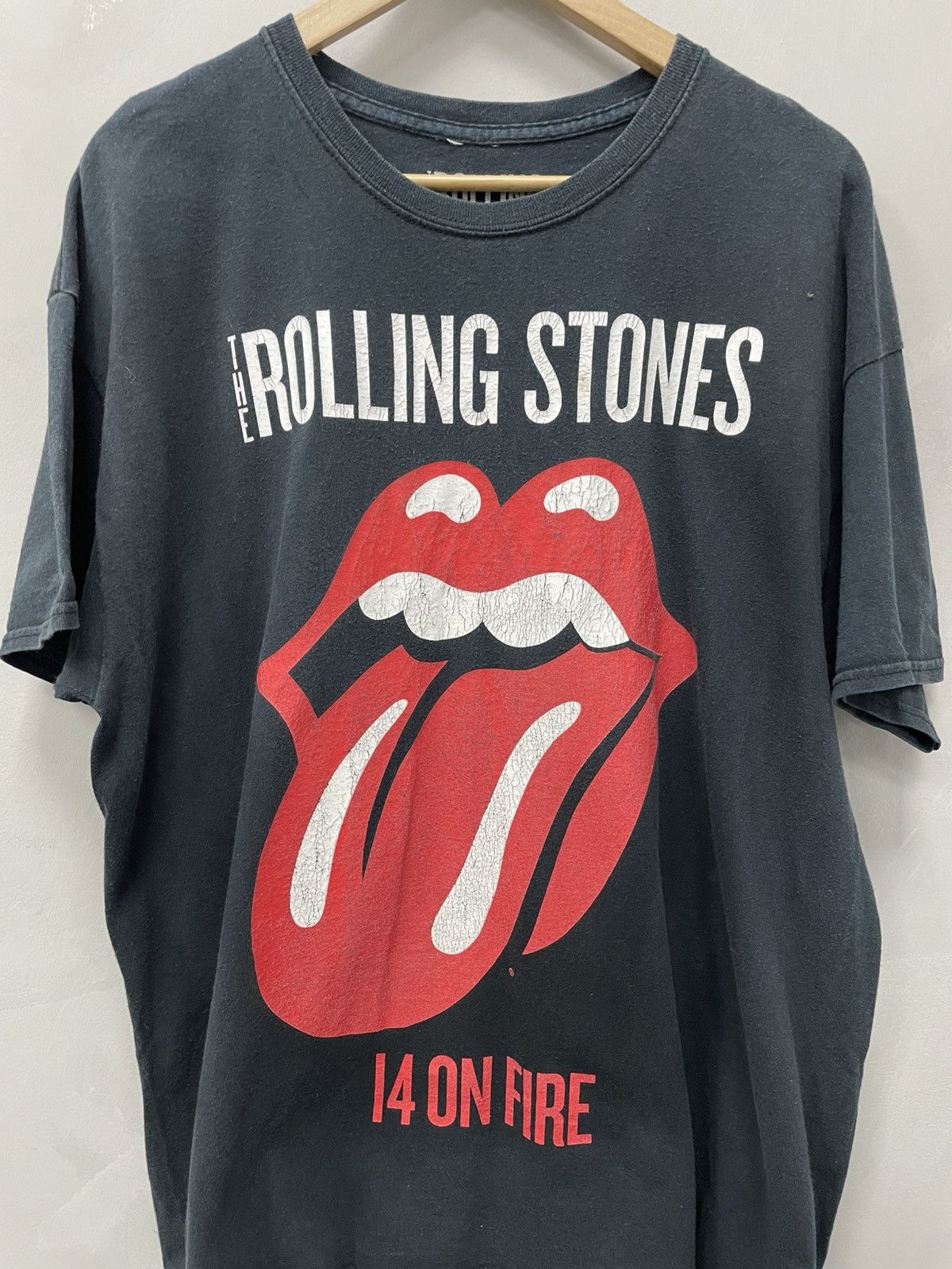 Band Tees × The Rolling Stones × Vintage VINTAGE THE ROLLING STONES TOUR T SHIRT 2014 long sleeve Size US XL / EU 56 / 4 - 2 Thumbnail