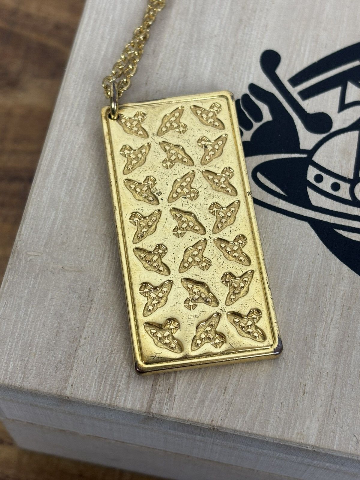 Vivienne Westwood Vintage Vivienne Westwood Gold Plate Pendant Necklace Size ONE SIZE - 2 Thumbnail
