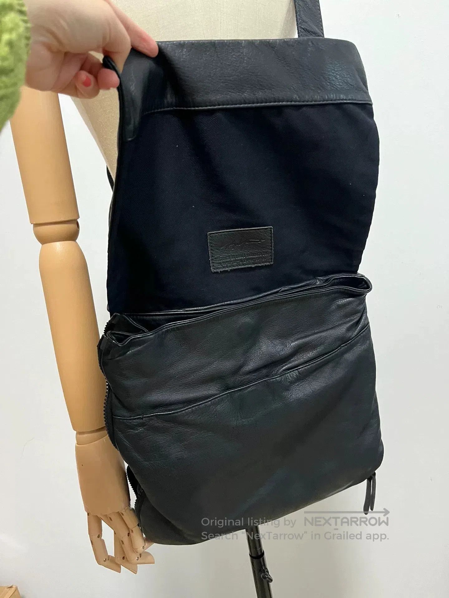 Yohji Yamamoto Yohji Yamamoto Black Leather Crossbody Bag. Size ONE SIZE - 3 Thumbnail