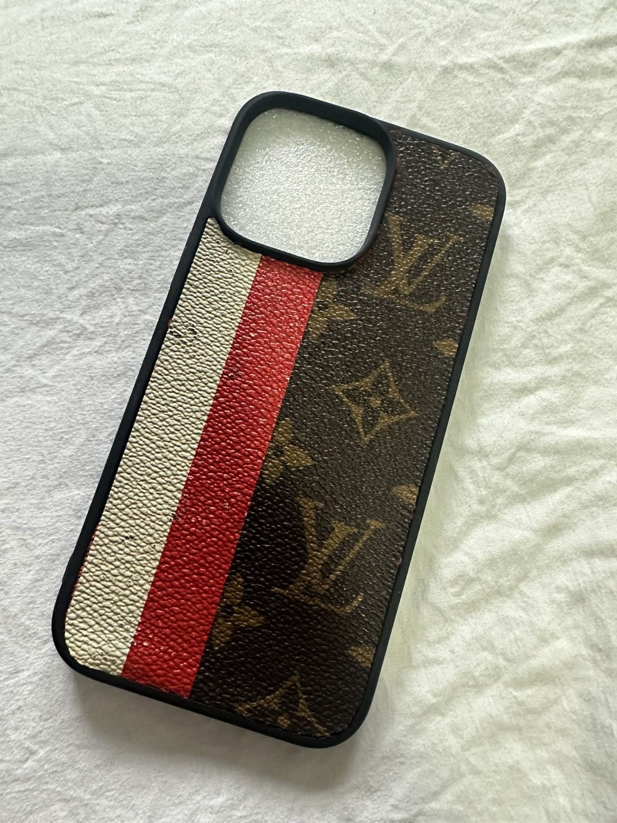 Apple Custom Louis Vuitton iPhone 14 Pro Max Case Size ONE SIZE - 1 Thumbnail