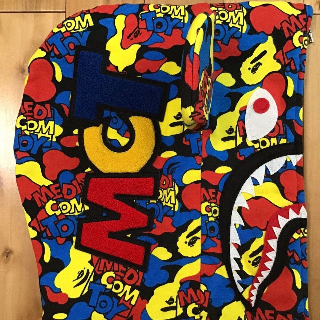Bape × Medicom Toy BAPE × Medicom Toy BE@R Shark Full Zip Hoodie a bathing ape Size US XXL / EU 58 / 5 - 4 Thumbnail