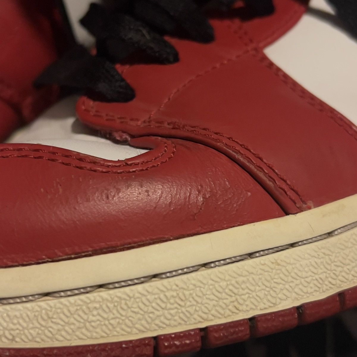 Jordan Brand Jordan 1 Retro “Chicago” (2013) Size US 11.5 / EU 44-45 - 8 Thumbnail