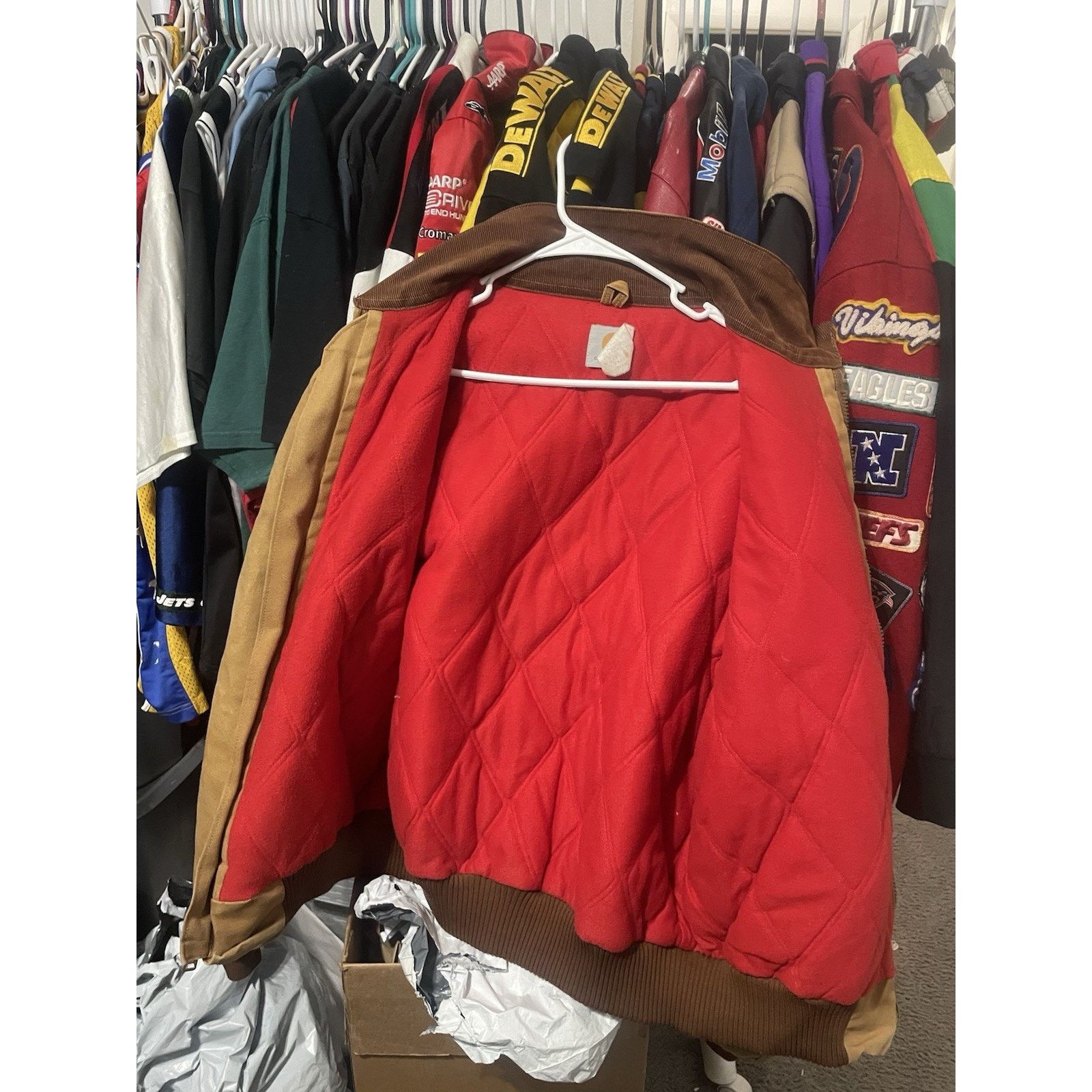 Carhartt Size XL-VTG Carhartt Santa Fe Red Quilt Lined J13 Tan Jacket Size US XL / EU 56 / 4 - 3 Thumbnail
