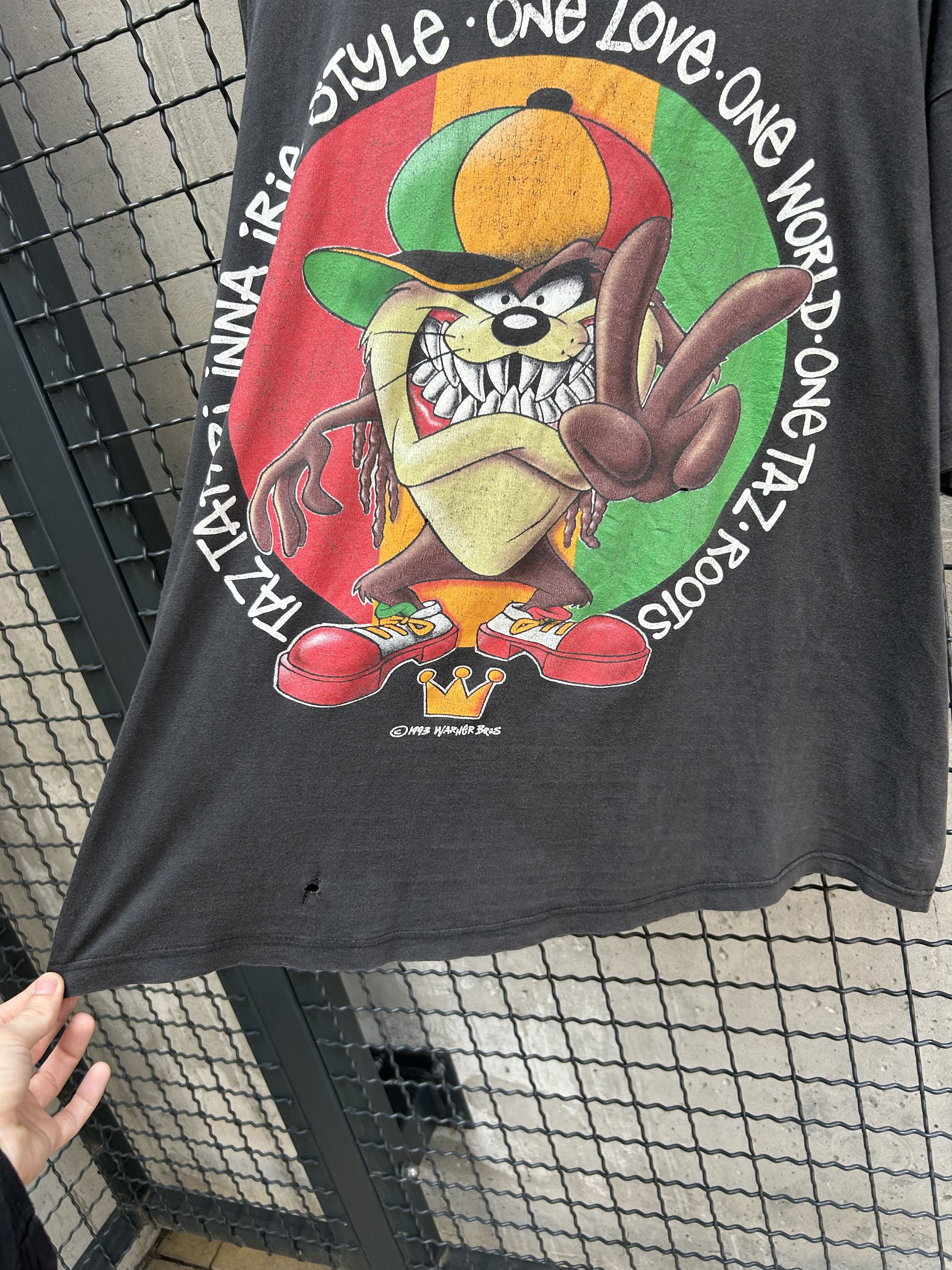 Cartoon Network Vintage 1993 Looney Tunes Taz Rasta WB Cartoon T-shirt Size US XL / EU 56 / 4 - 4 Thumbnail